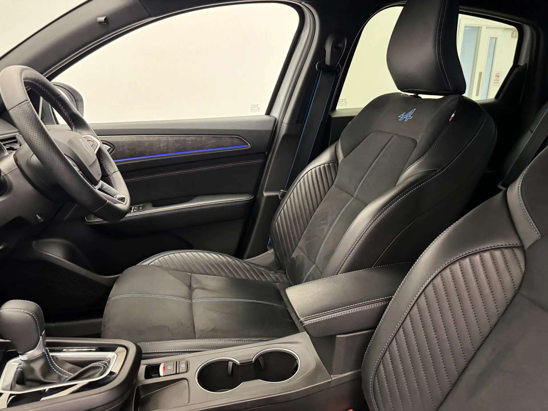 2024 RENAULT ARKANA 2024 RENAULT ARKANA