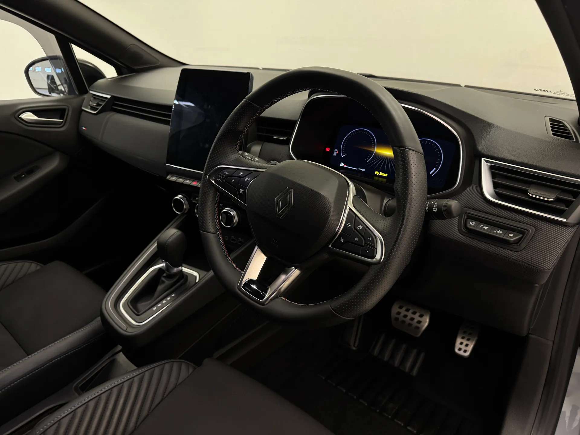 2024 RENAULT CLIO 2024 RENAULT CLIO