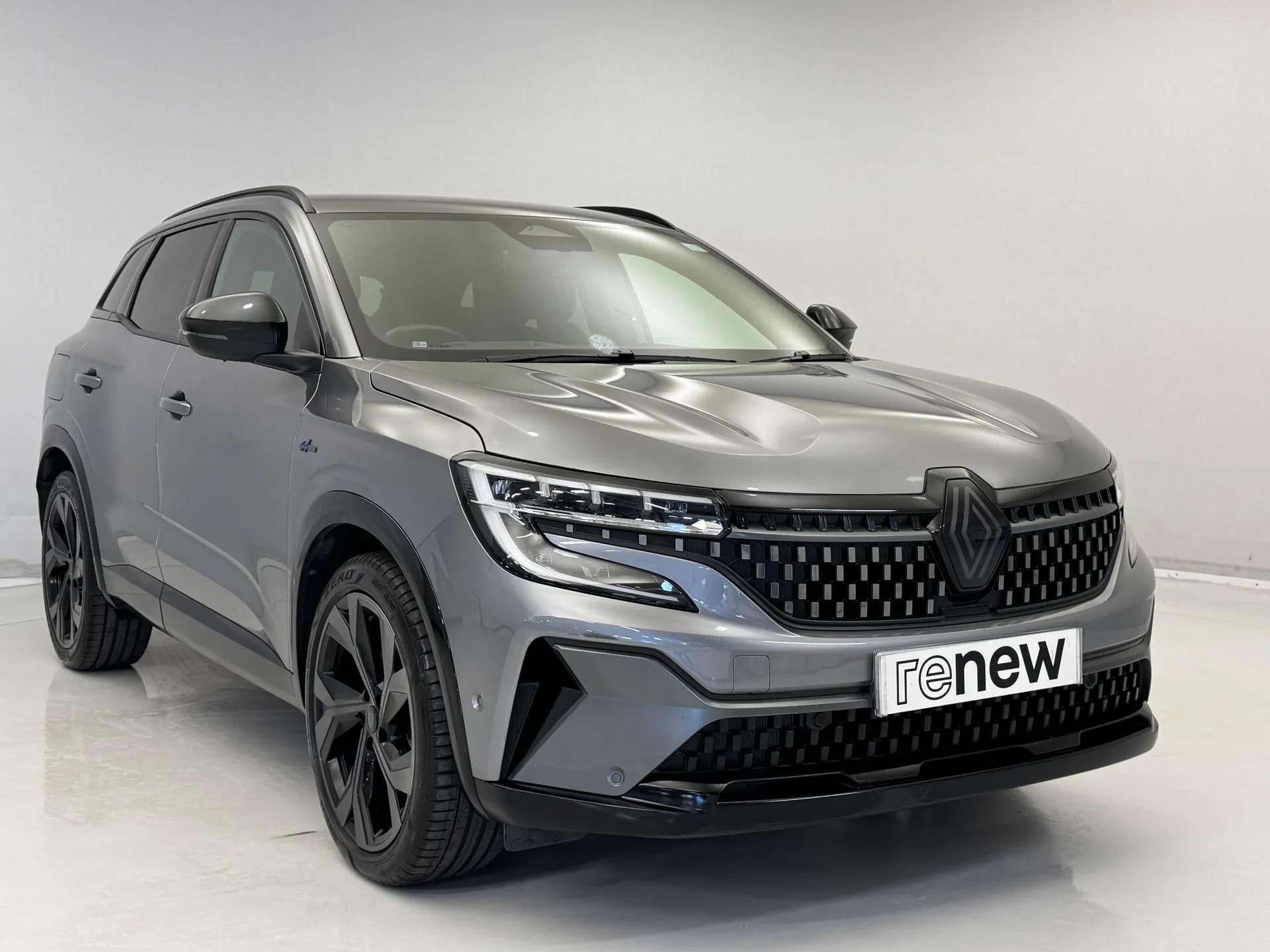 A 2023 RENAULT AUSTRAL E-Tech FHEV Techno Esprit Alpine 5dr Auto A 2023 RENAULT AUSTRAL E-Tech FHEV Techno Esprit Alpine 5dr Auto