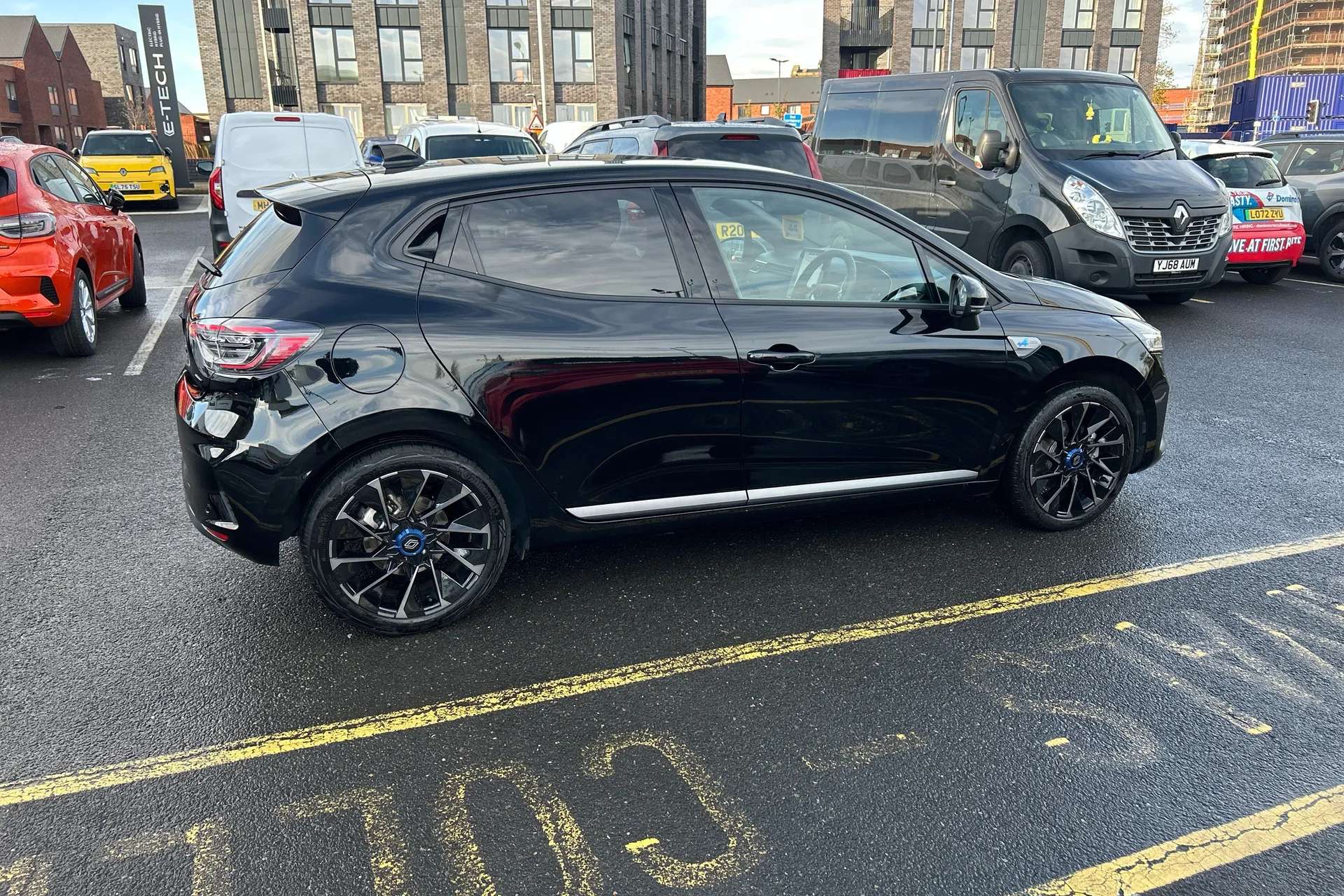 2024 RENAULT CLIO 2024 RENAULT CLIO
