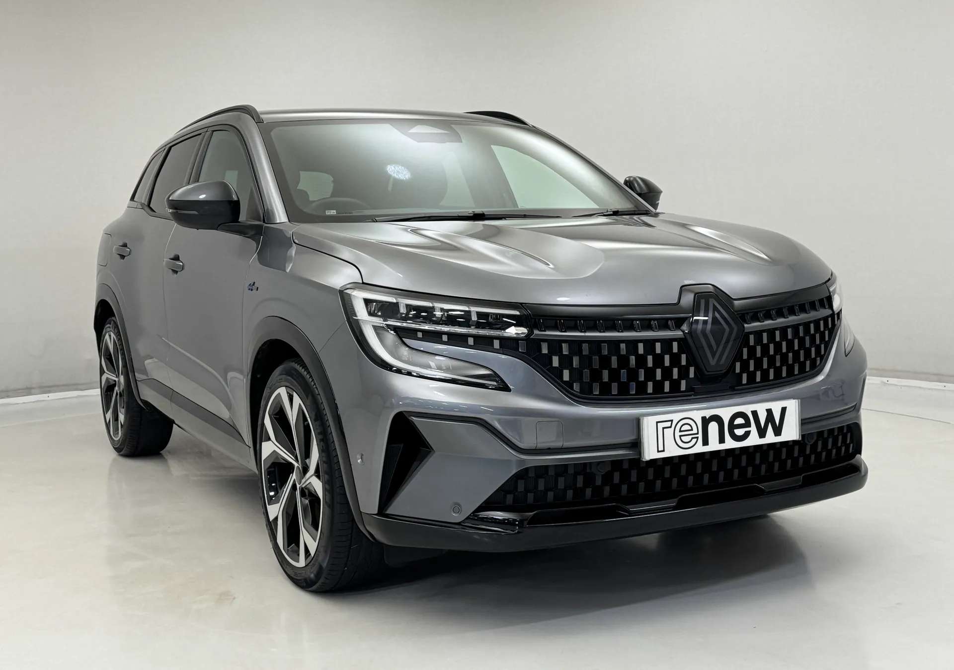 A 2023 RENAULT AUSTRAL E-Tech FHEV Techno Esprit Alpine 5dr Auto A 2023 RENAULT AUSTRAL E-Tech FHEV Techno Esprit Alpine 5dr Auto