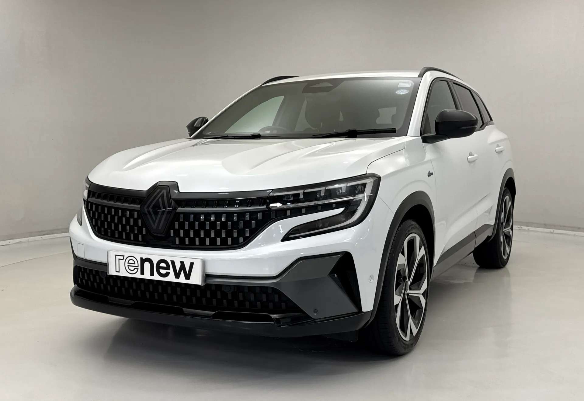 A 2023 RENAULT AUSTRAL E-Tech FHEV Techno Esprit Alpine 5dr Auto A 2023 RENAULT AUSTRAL E-Tech FHEV Techno Esprit Alpine 5dr Auto