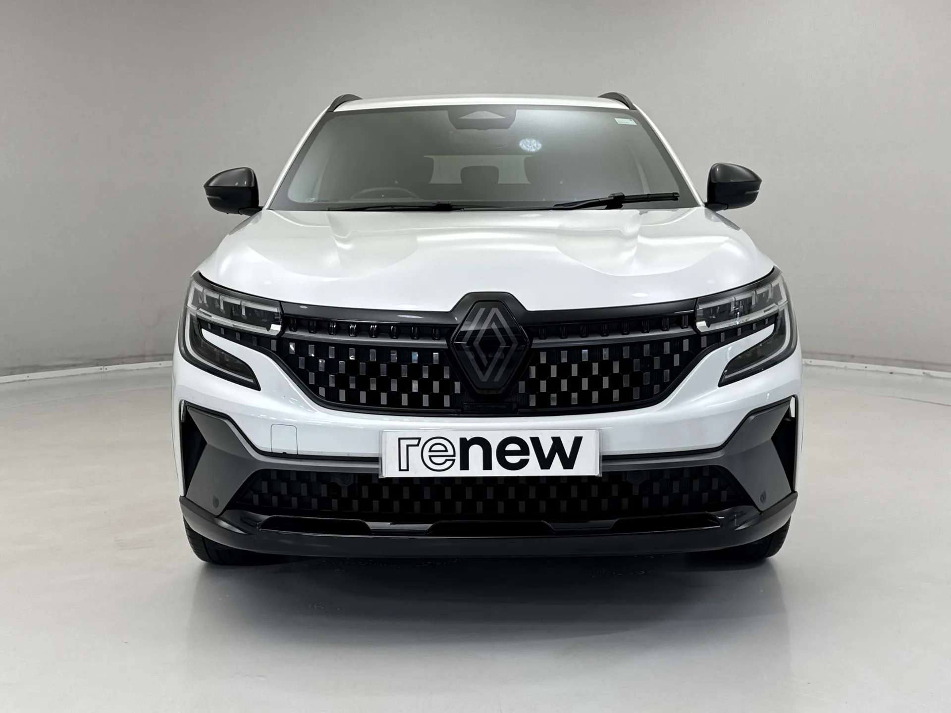 A 2023 RENAULT AUSTRAL E-Tech FHEV Techno Esprit Alpine 5dr Auto A 2023 RENAULT AUSTRAL E-Tech FHEV Techno Esprit Alpine 5dr Auto