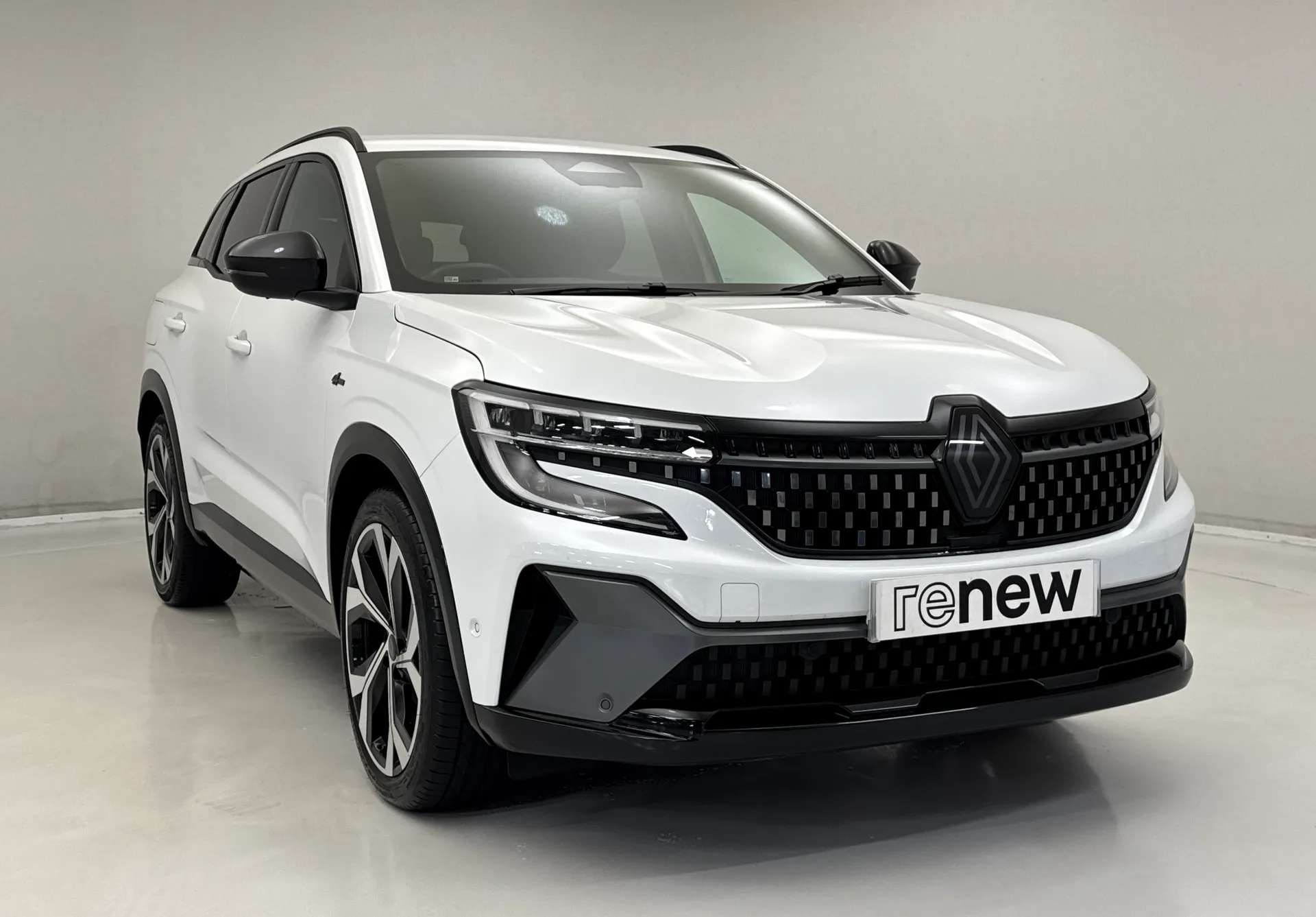 A 2023 RENAULT AUSTRAL E-Tech FHEV Techno Esprit Alpine 5dr Auto A 2023 RENAULT AUSTRAL E-Tech FHEV Techno Esprit Alpine 5dr Auto