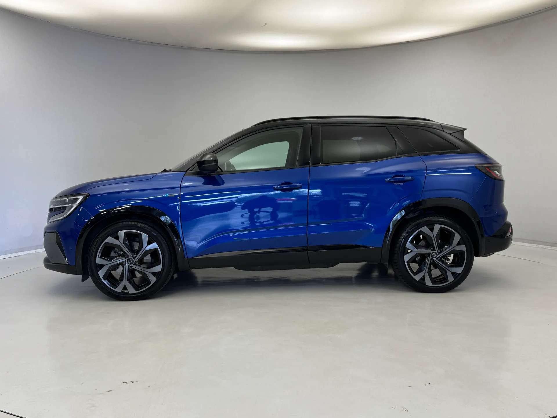 A 2024 RENAULT AUSTRAL E-Tech FHEV Techno Esprit Alpine 5dr Auto A 2024 RENAULT AUSTRAL E-Tech FHEV Techno Esprit Alpine 5dr Auto