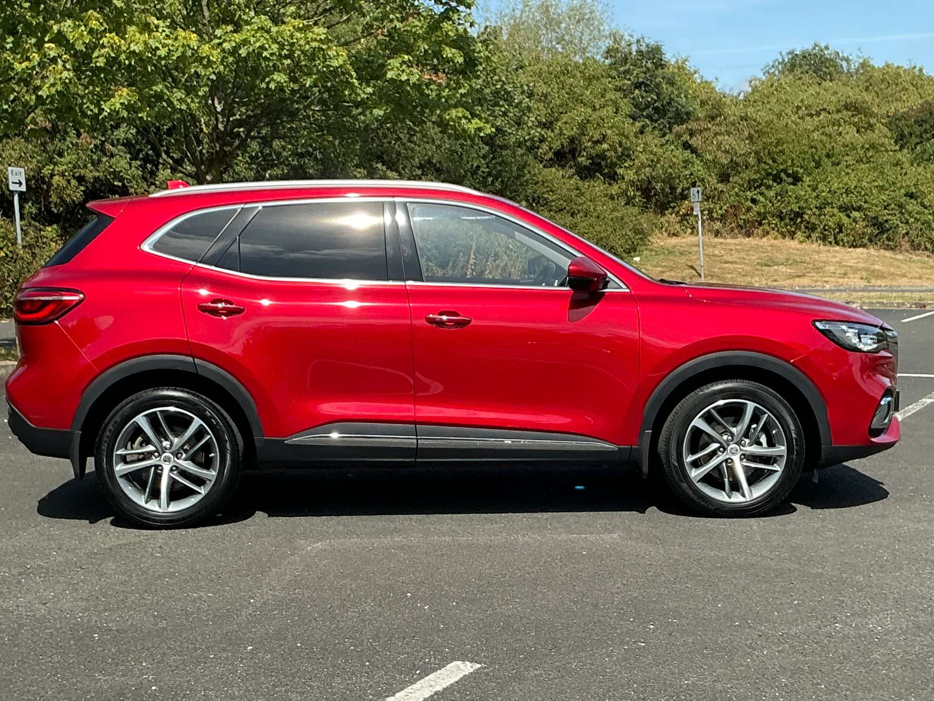 2023 MG HS 2023 MG HS