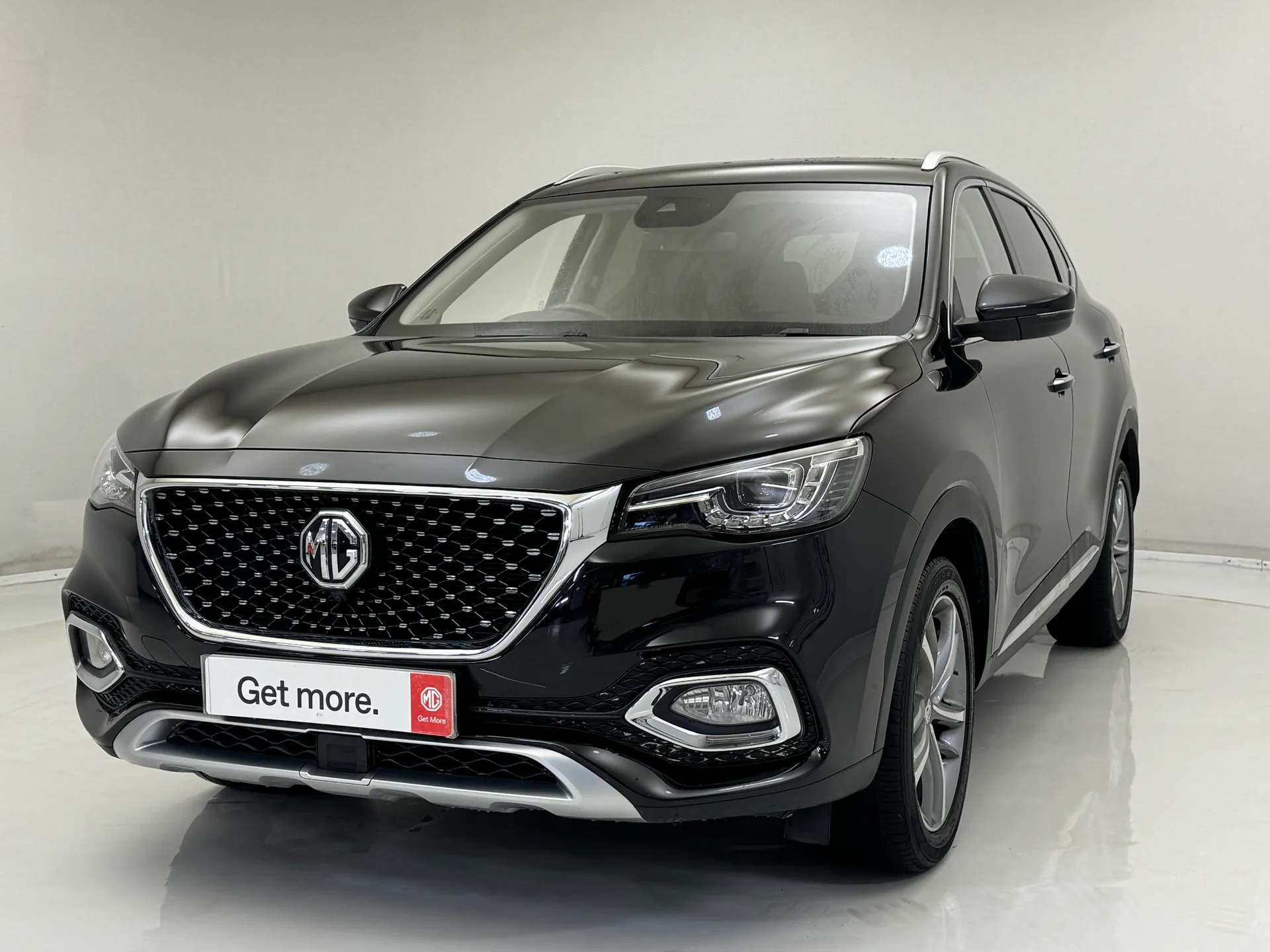 A 2023 MG HS 1.5 T-GDI Exclusive 5dr DCT â
AUTO / LOW MILES â
A 2023 MG HS 1.5 T-GDI Exclusive 5dr DCT â
AUTO / LOW MILES â