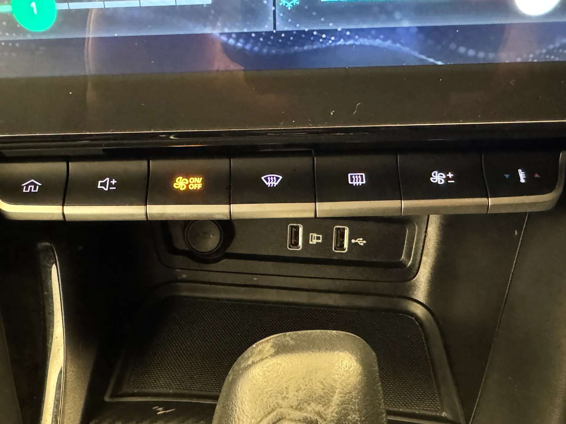 2022 MG MOTOR UK ZS 2022 MG MOTOR UK ZS