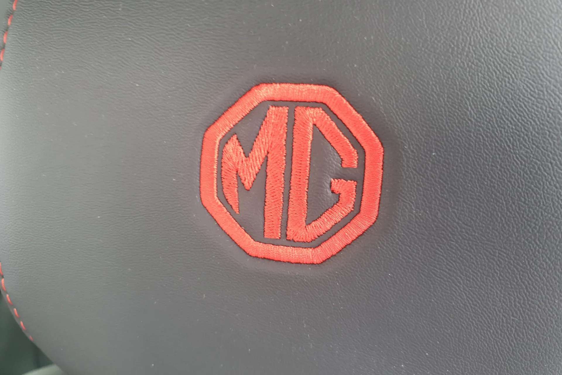 2023 MG ZS 2023 MG ZS