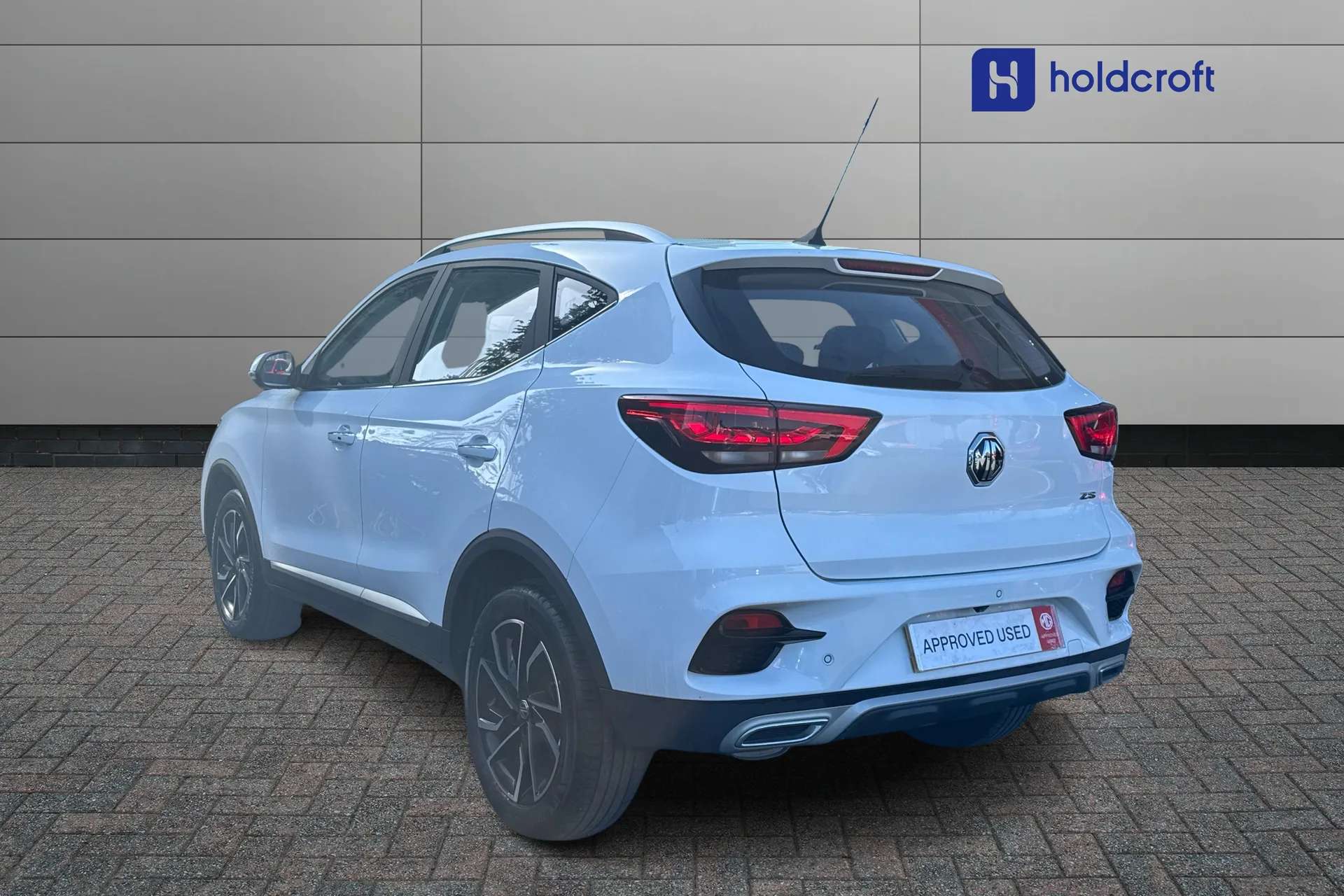 A 2023 MG MOTOR UK ZS 1.0T GDi Exclusive 5dr DCT A 2023 MG MOTOR UK ZS 1.0T GDi Exclusive 5dr DCT