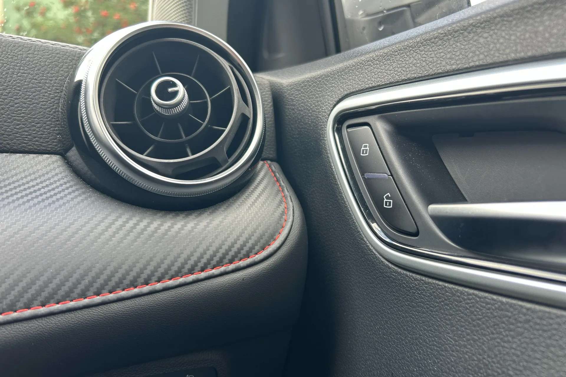 2023 MG ZS 2023 MG ZS