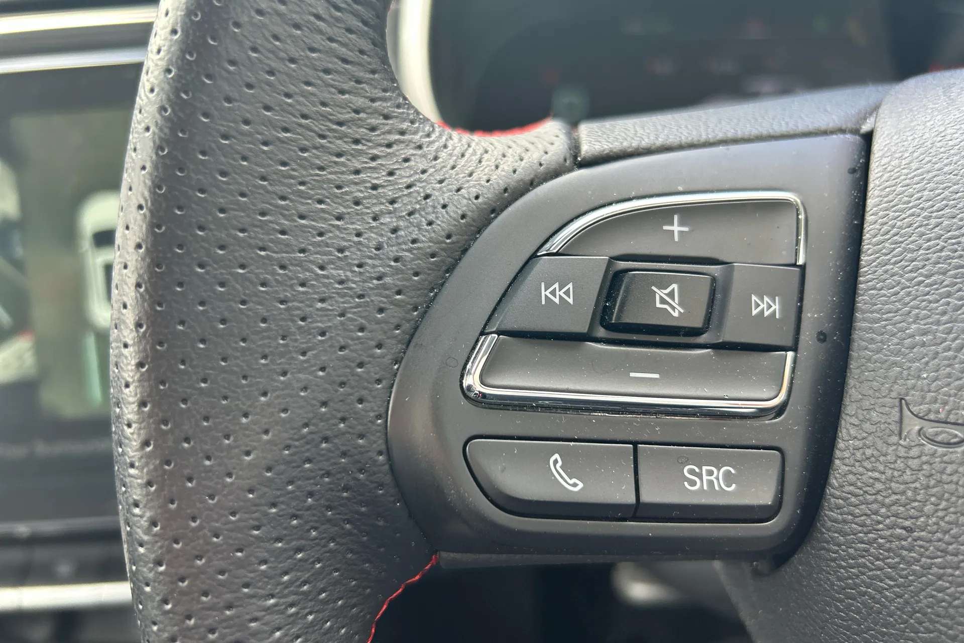 2023 MG ZS 2023 MG ZS