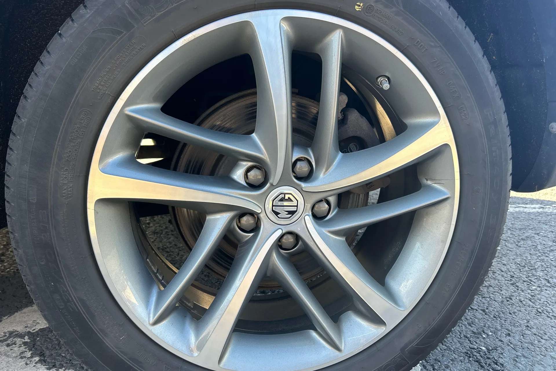 A 2021 MG HS 1.5 T-GDI Exclusive 5dr DCT A 2021 MG HS 1.5 T-GDI Exclusive 5dr DCT