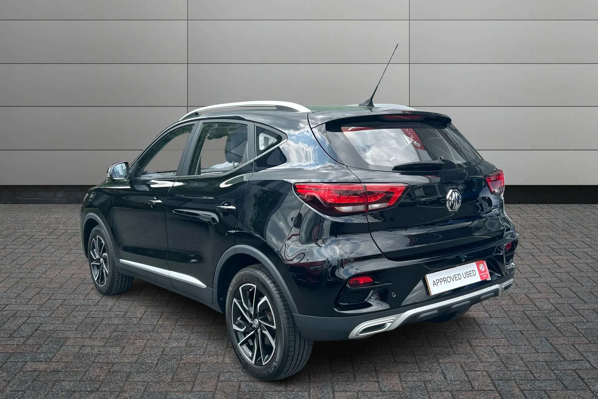 A 2023 MG MOTOR UK ZS 1.0T GDi Exclusive 5dr DCT A 2023 MG MOTOR UK ZS 1.0T GDi Exclusive 5dr DCT