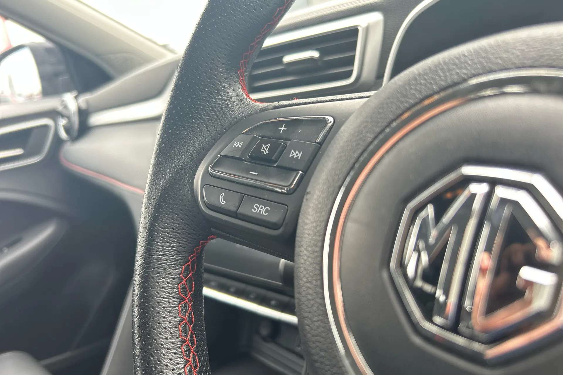 2023 MG MOTOR UK ZS 2023 MG MOTOR UK ZS