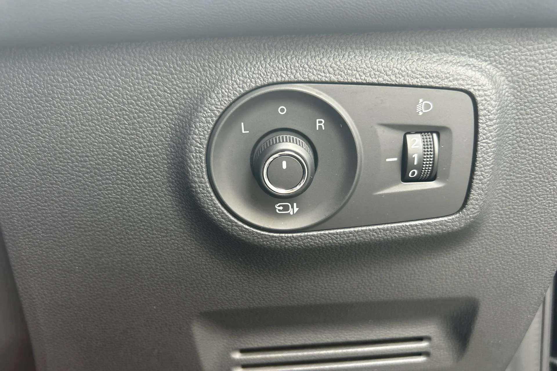 2023 MG MOTOR UK ZS 2023 MG MOTOR UK ZS