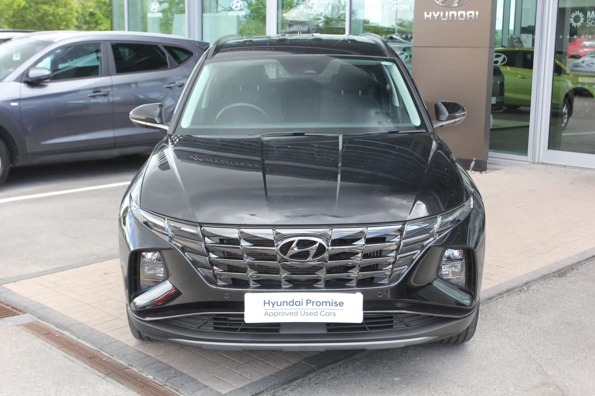 A 2024 HYUNDAI TUCSON 1.6 TGDi Hybrid 230 Premium 5dr 2WD Auto A 2024 HYUNDAI TUCSON 1.6 TGDi Hybrid 230 Premium 5dr 2WD Auto