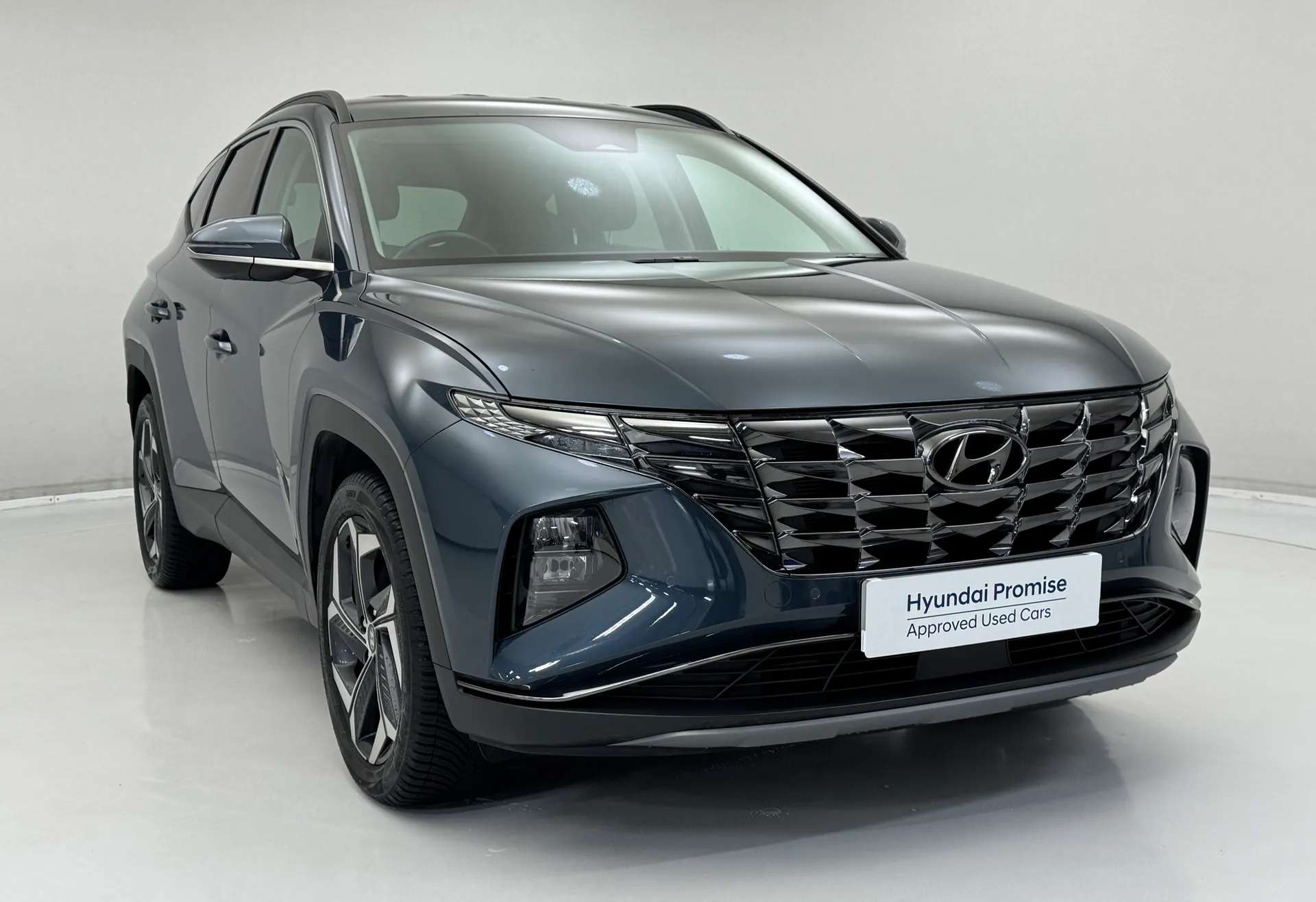 A 2023 HYUNDAI TUCSON 1.6 TGDi Hybrid 230 Premium 5dr 2WD Auto A 2023 HYUNDAI TUCSON 1.6 TGDi Hybrid 230 Premium 5dr 2WD Auto
