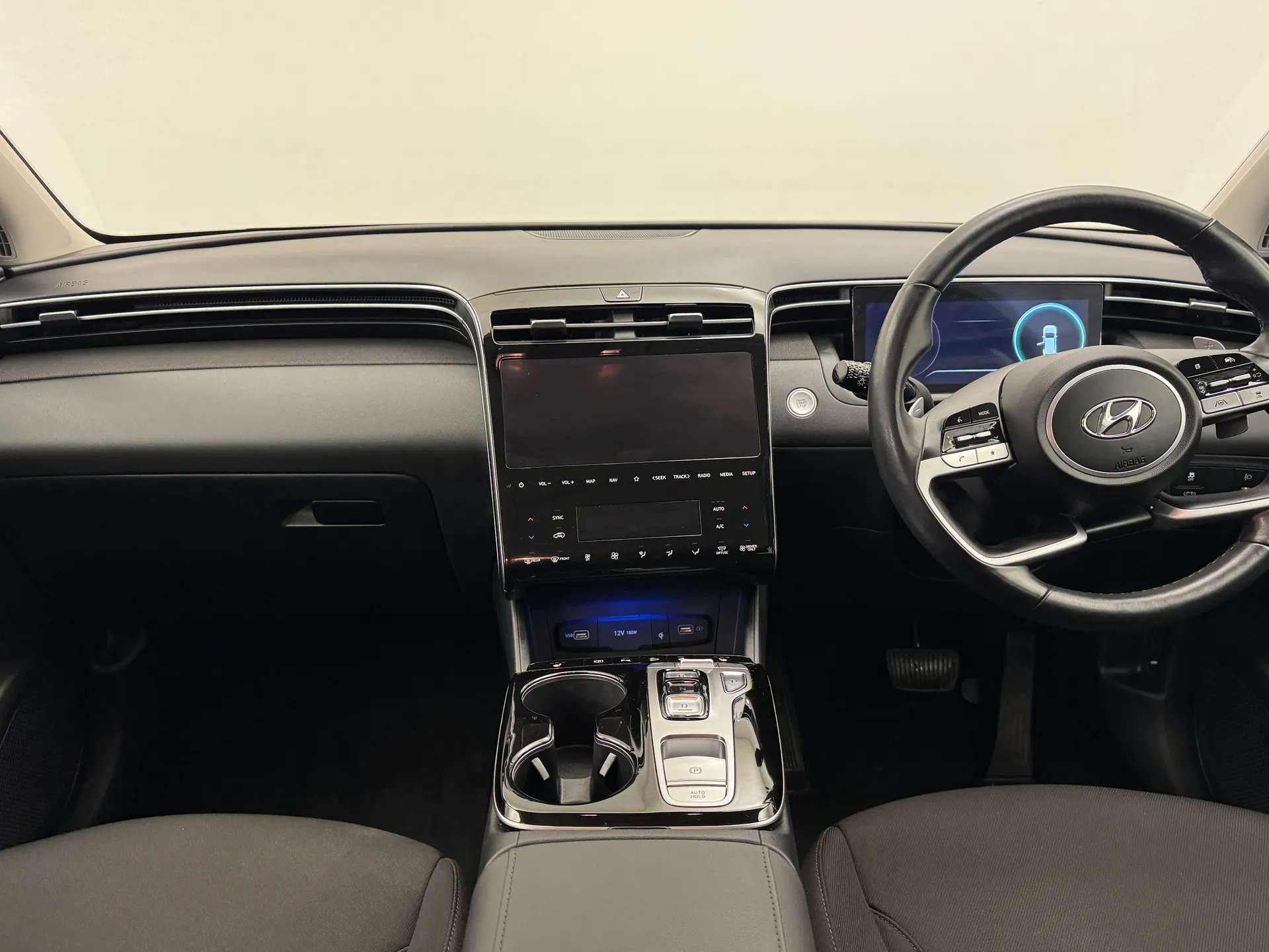 A 2023 HYUNDAI TUCSON 1.6 TGDi Hybrid 230 Premium 5dr 2WD Auto A 2023 HYUNDAI TUCSON 1.6 TGDi Hybrid 230 Premium 5dr 2WD Auto