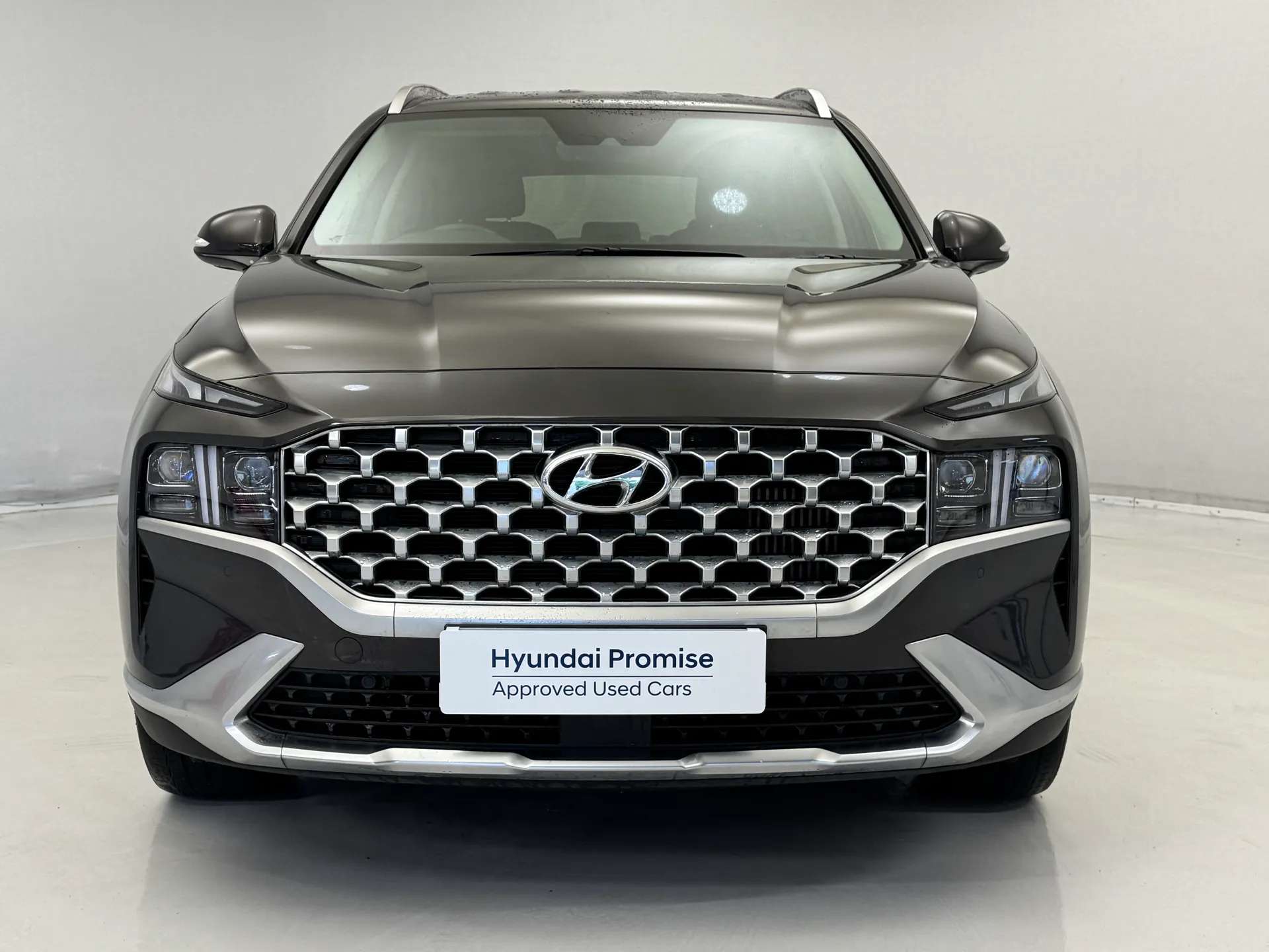 A 2023 HYUNDAI SANTA FE 1.6 TGDi Plug-in Hybrid Premium 5dr 4WD Auto A 2023 HYUNDAI SANTA FE 1.6 TGDi Plug-in Hybrid Premium 5dr 4WD Auto