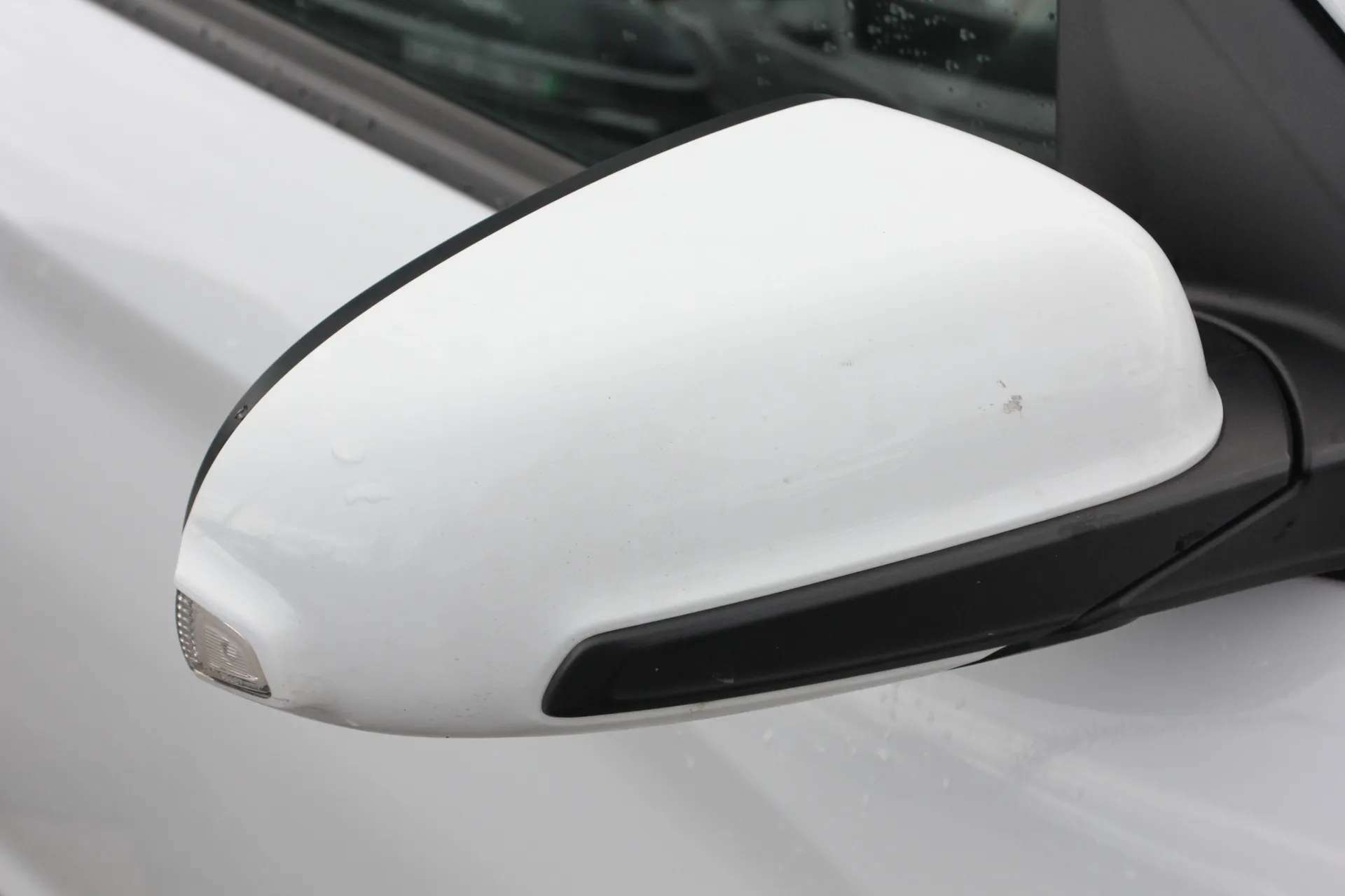 A 2020 HYUNDAI KONA 1.6 GDi Hybrid Premium SE 5dr DCT A 2020 HYUNDAI KONA 1.6 GDi Hybrid Premium SE 5dr DCT