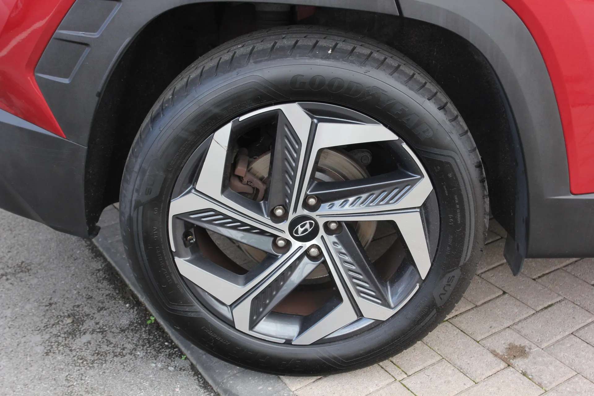 A 2021 HYUNDAI TUCSON 1.6 TGDi Ultimate 5dr 2WD A 2021 HYUNDAI TUCSON 1.6 TGDi Ultimate 5dr 2WD