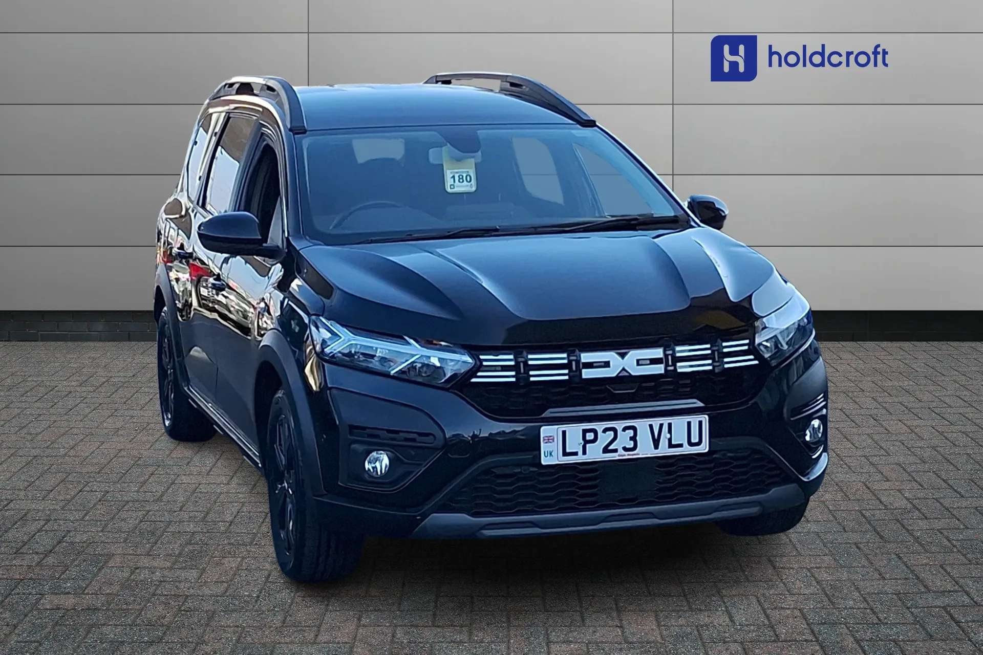 A 2023 DACIA JOGGER 1.6 HEV Extreme SE 5dr Auto A 2023 DACIA JOGGER 1.6 HEV Extreme SE 5dr Auto