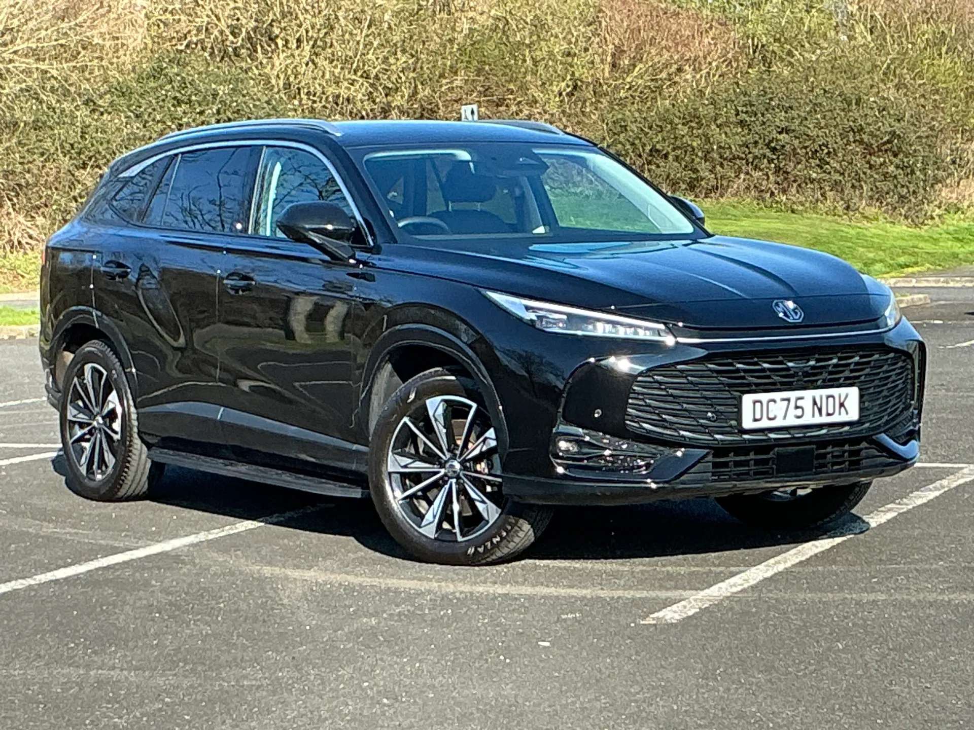 A 2025 MG MOTOR UK HS 1.5 T-GDI PHEV Trophy 5dr Auto A 2025 MG MOTOR UK HS 1.5 T-GDI PHEV Trophy 5dr Auto