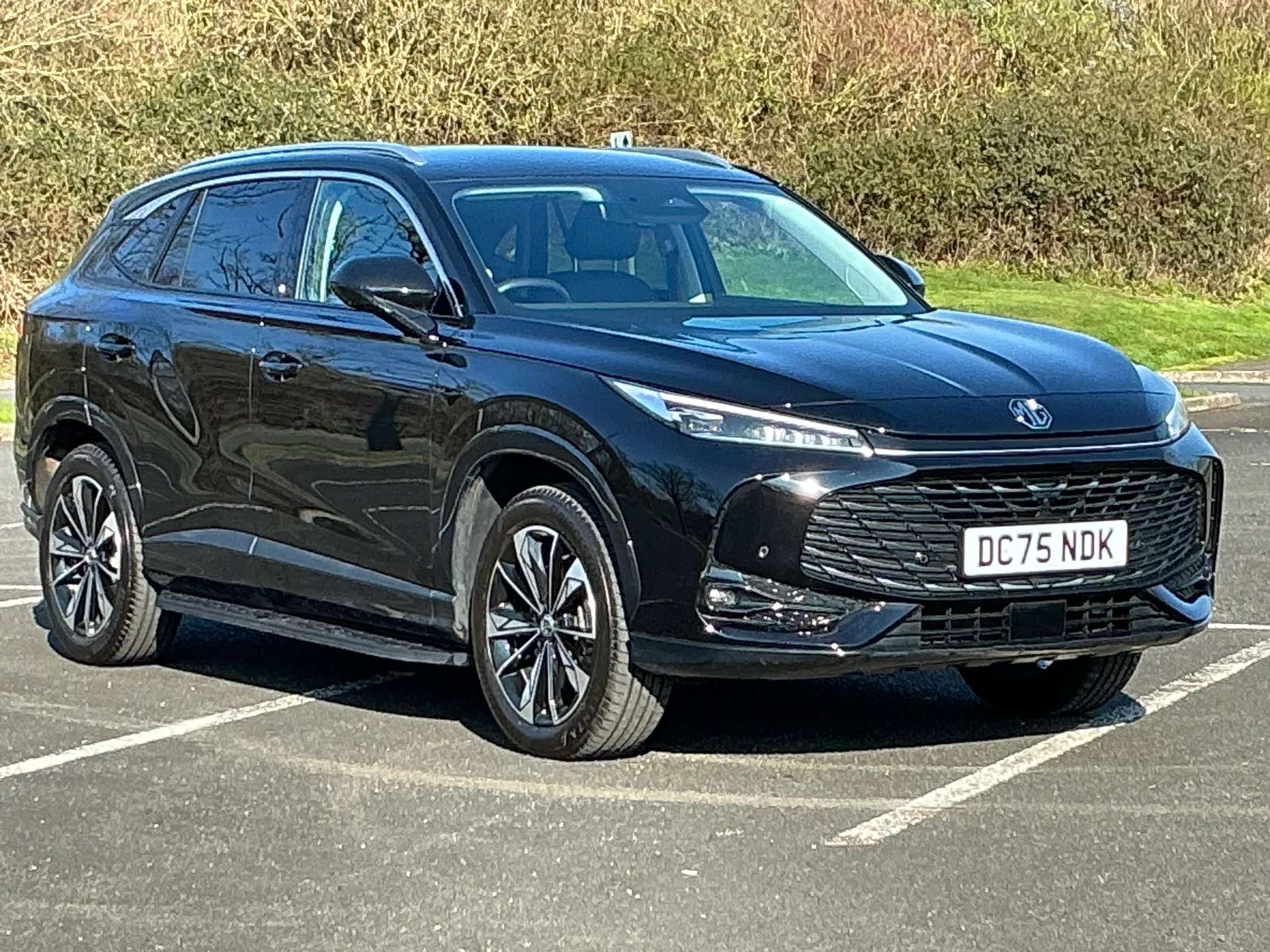 A 2025 MG MOTOR UK HS 1.5 T-GDI PHEV Trophy 5dr Auto A 2025 MG MOTOR UK HS 1.5 T-GDI PHEV Trophy 5dr Auto