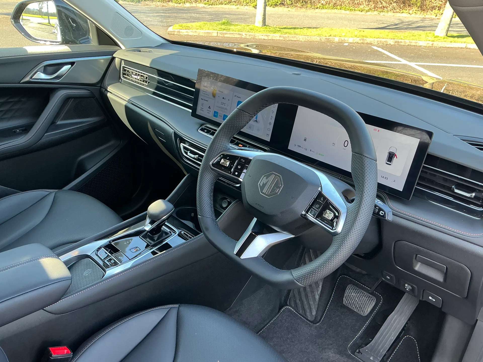 2025 MG MOTOR UK HS 2025 MG MOTOR UK HS