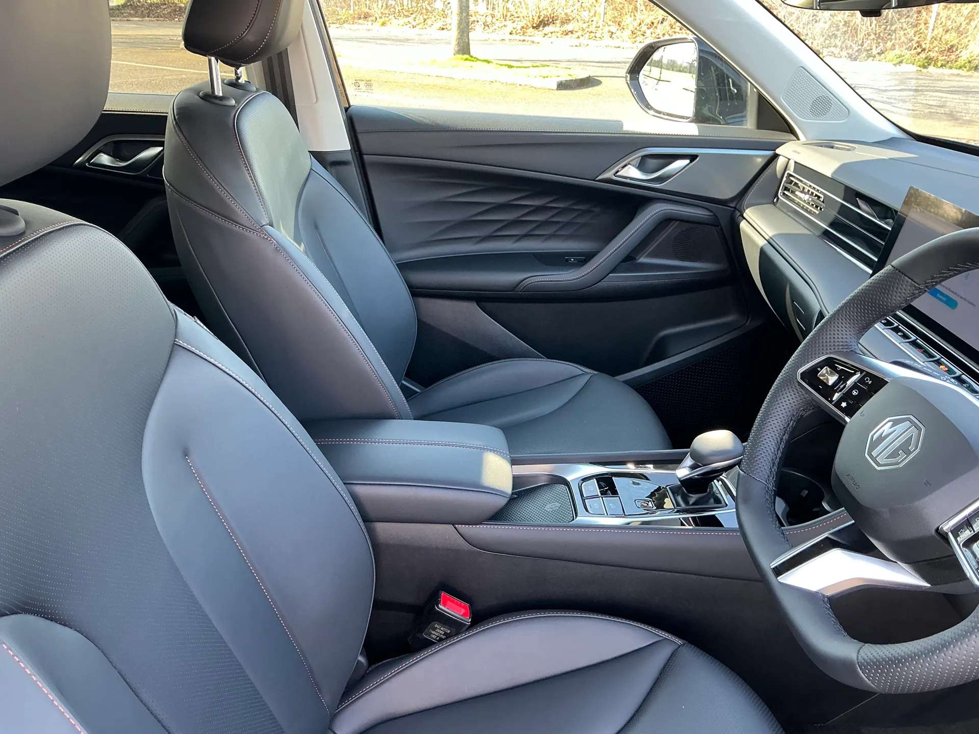 2025 MG MOTOR UK HS 2025 MG MOTOR UK HS