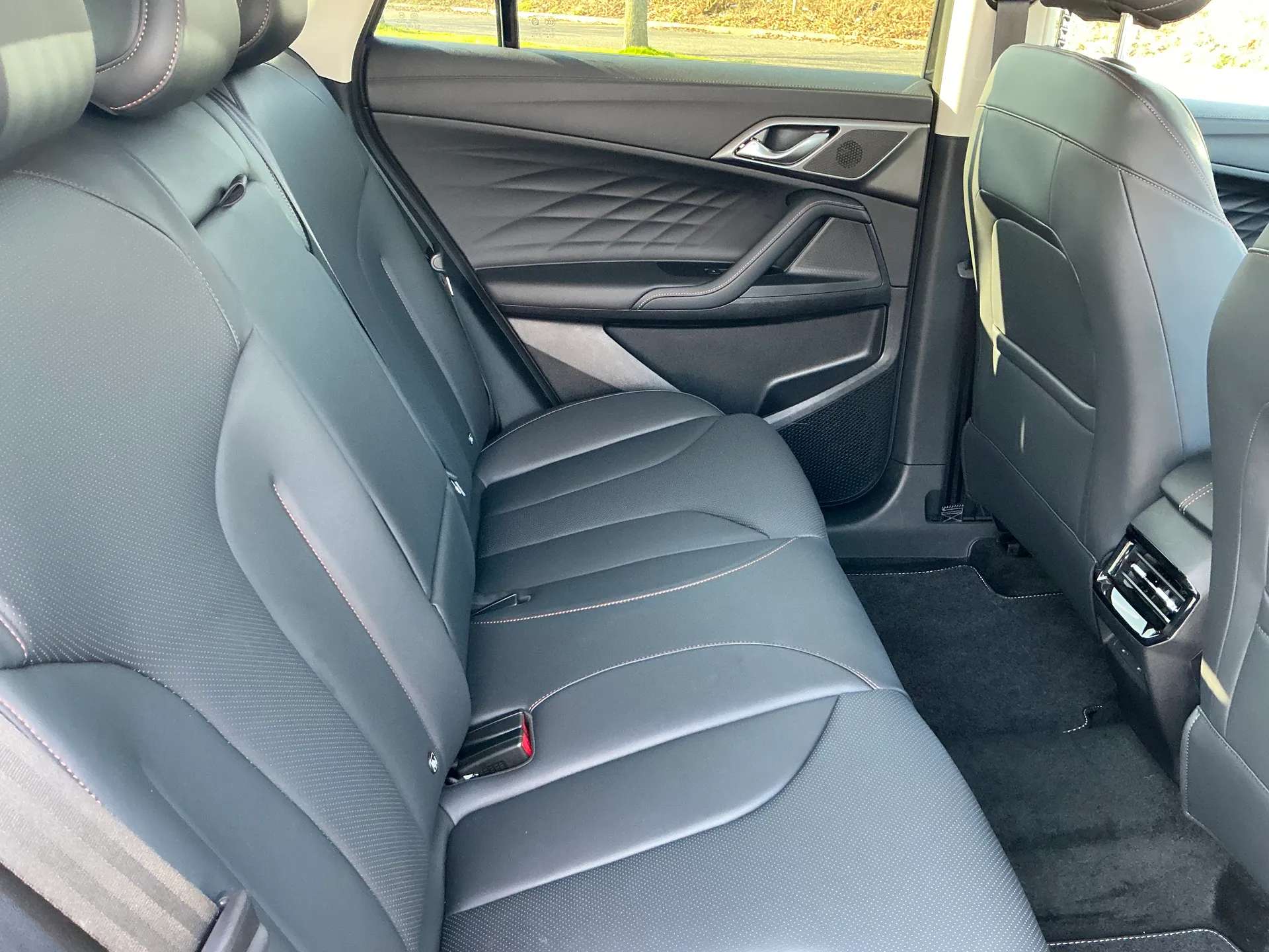 2025 MG MOTOR UK HS 2025 MG MOTOR UK HS