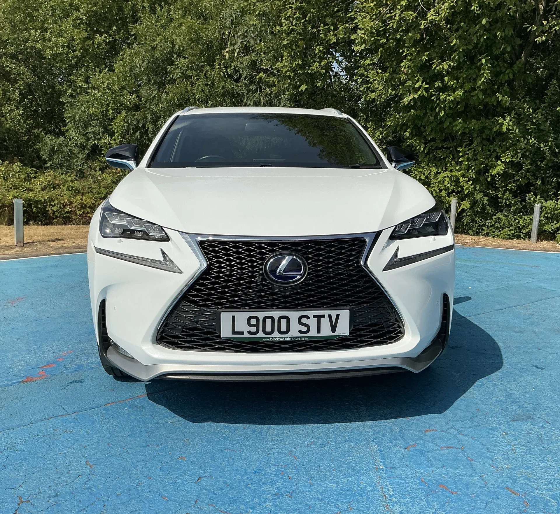 A 2016 LEXUS NX 300h 2.5 F-Sport 5dr CVT A 2016 LEXUS NX 300h 2.5 F-Sport 5dr CVT