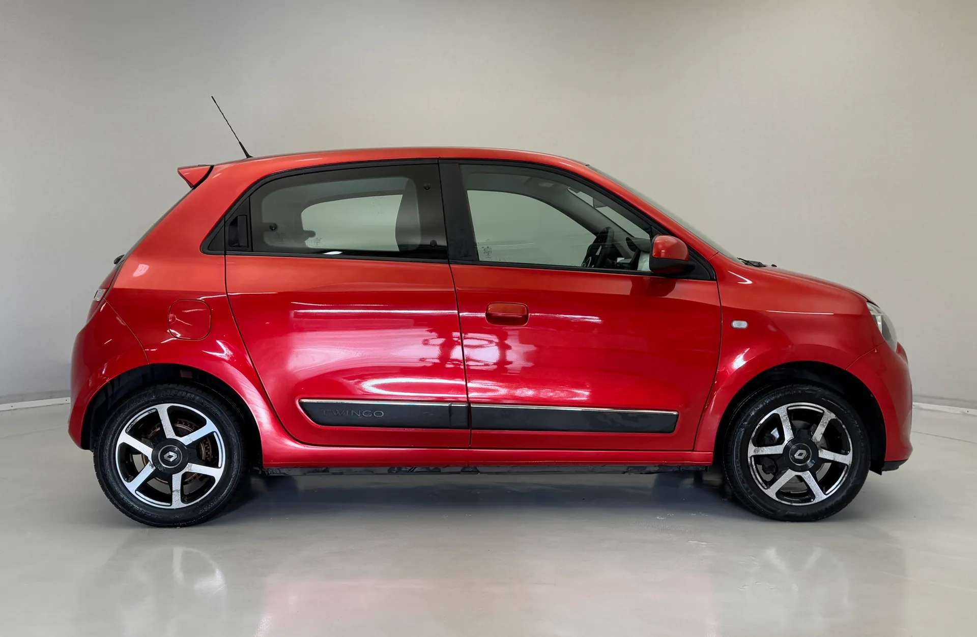 2016 RENAULT TWINGO 2016 RENAULT TWINGO