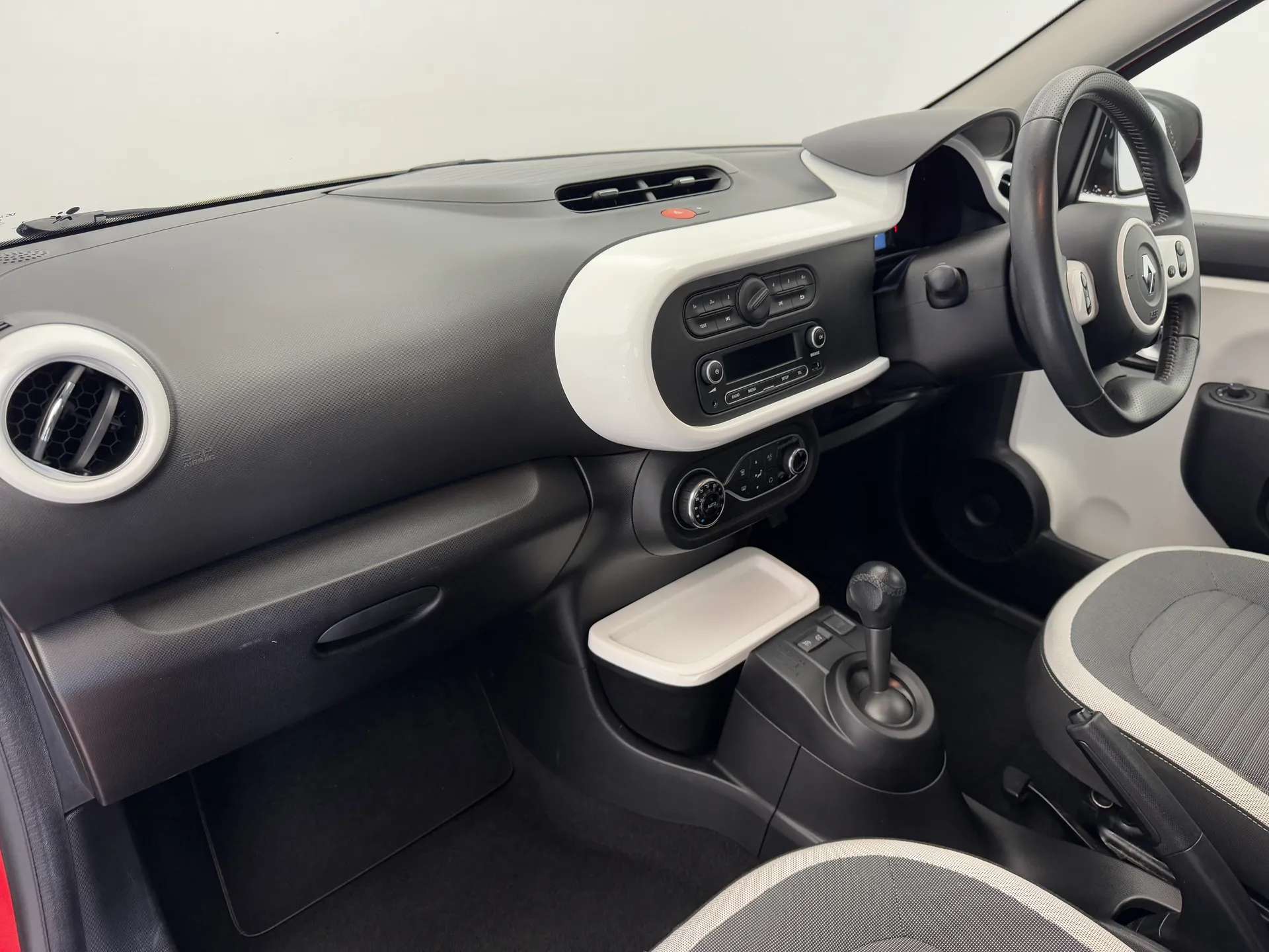 2016 RENAULT TWINGO 2016 RENAULT TWINGO