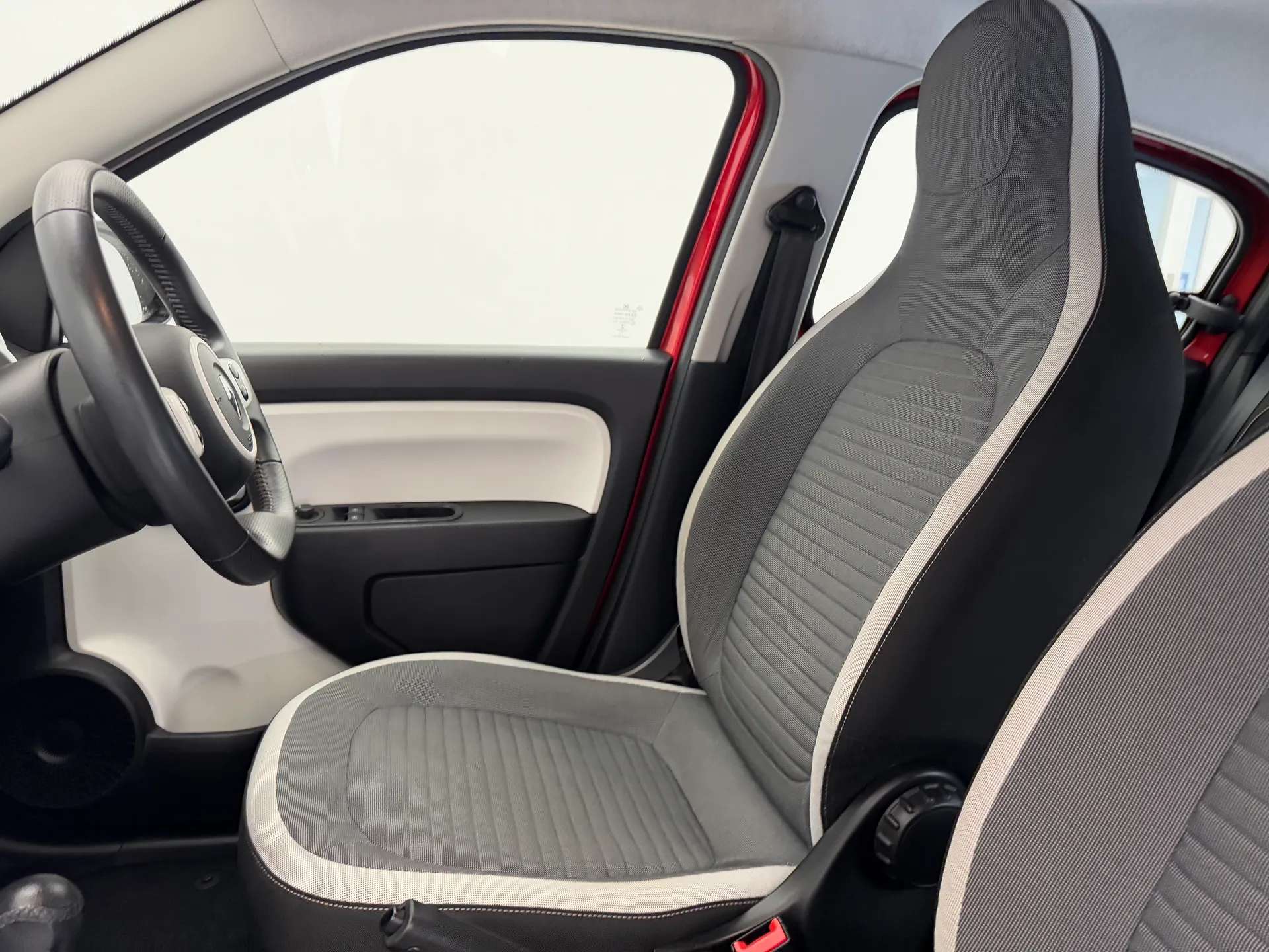 2016 RENAULT TWINGO 2016 RENAULT TWINGO