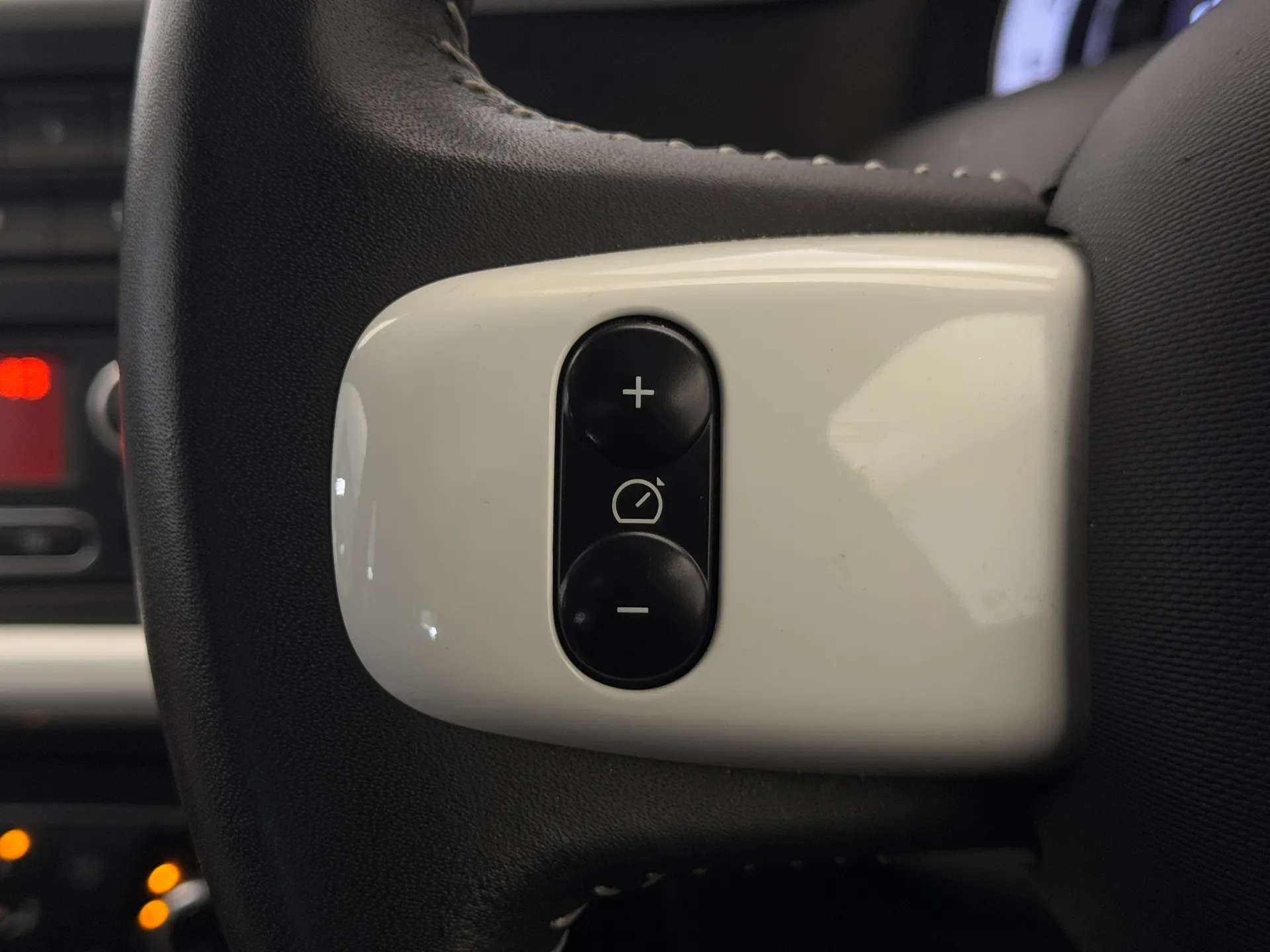 2016 RENAULT TWINGO 2016 RENAULT TWINGO