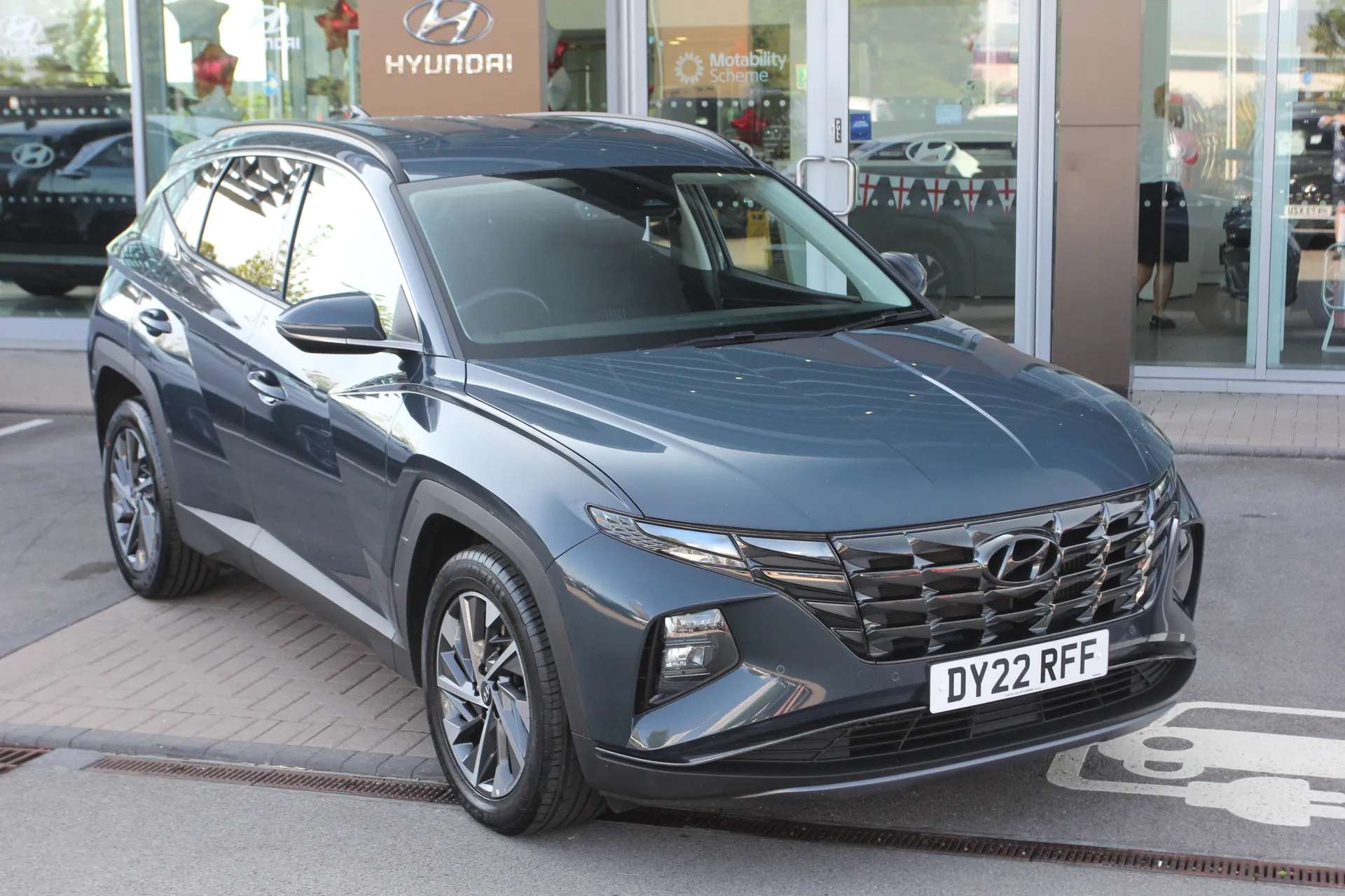 A 2022 HYUNDAI TUCSON 1.6 TGDi Premium 5dr 2WD A 2022 HYUNDAI TUCSON 1.6 TGDi Premium 5dr 2WD