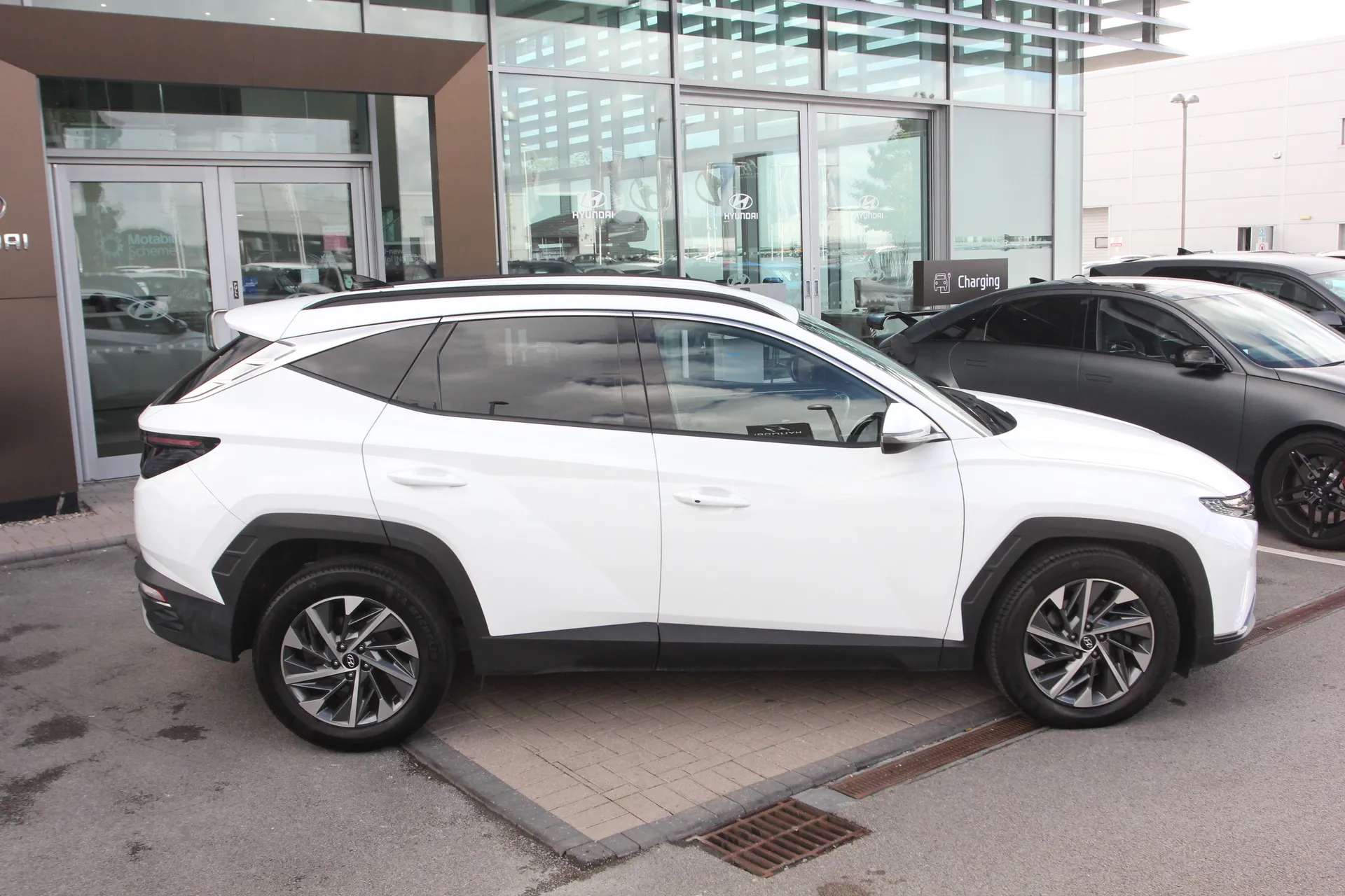 A 2021 HYUNDAI TUCSON 1.6 TGDi Premium 5dr 2WD A 2021 HYUNDAI TUCSON 1.6 TGDi Premium 5dr 2WD