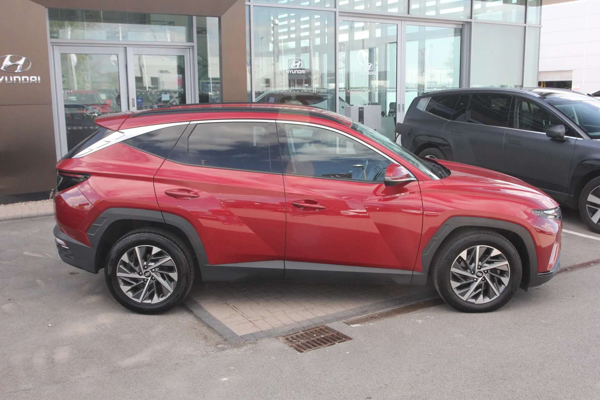 A 2022 HYUNDAI TUCSON 1.6 TGDi Premium 5dr 2WD A 2022 HYUNDAI TUCSON 1.6 TGDi Premium 5dr 2WD