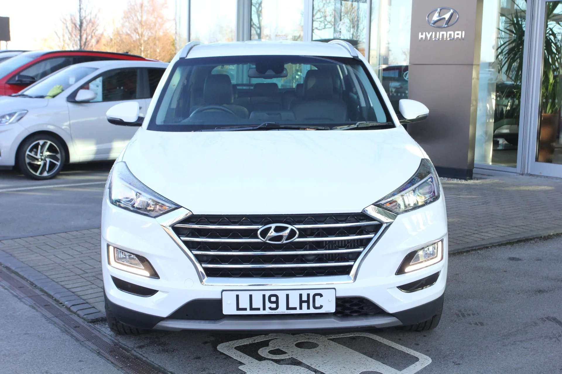 A 2019 HYUNDAI TUCSON 1.6 TGDi 177 Premium 5dr 2WD A 2019 HYUNDAI TUCSON 1.6 TGDi 177 Premium 5dr 2WD