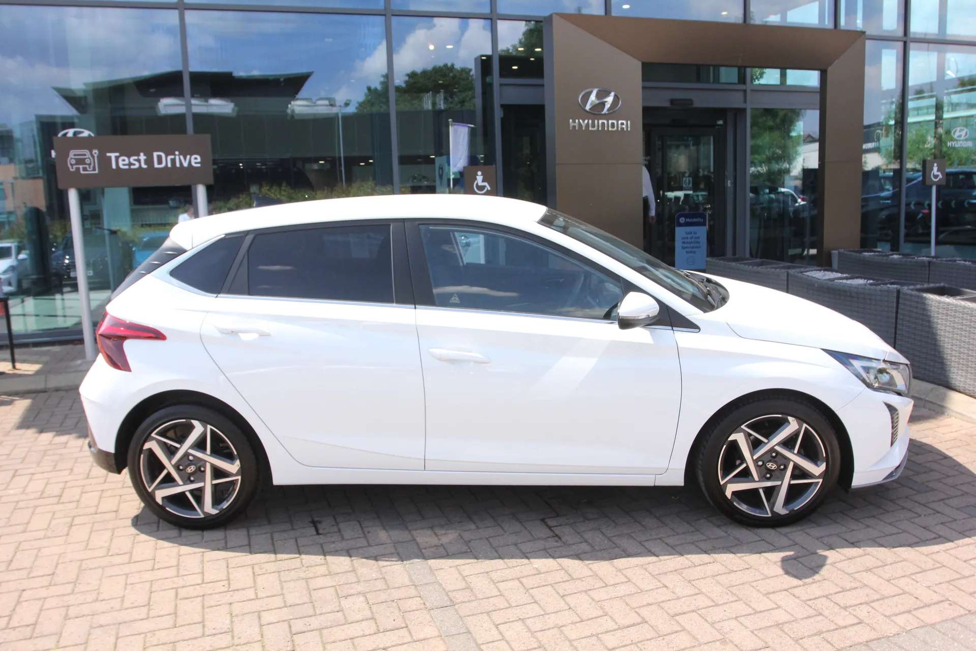 2025 HYUNDAI I20 2025 HYUNDAI I20