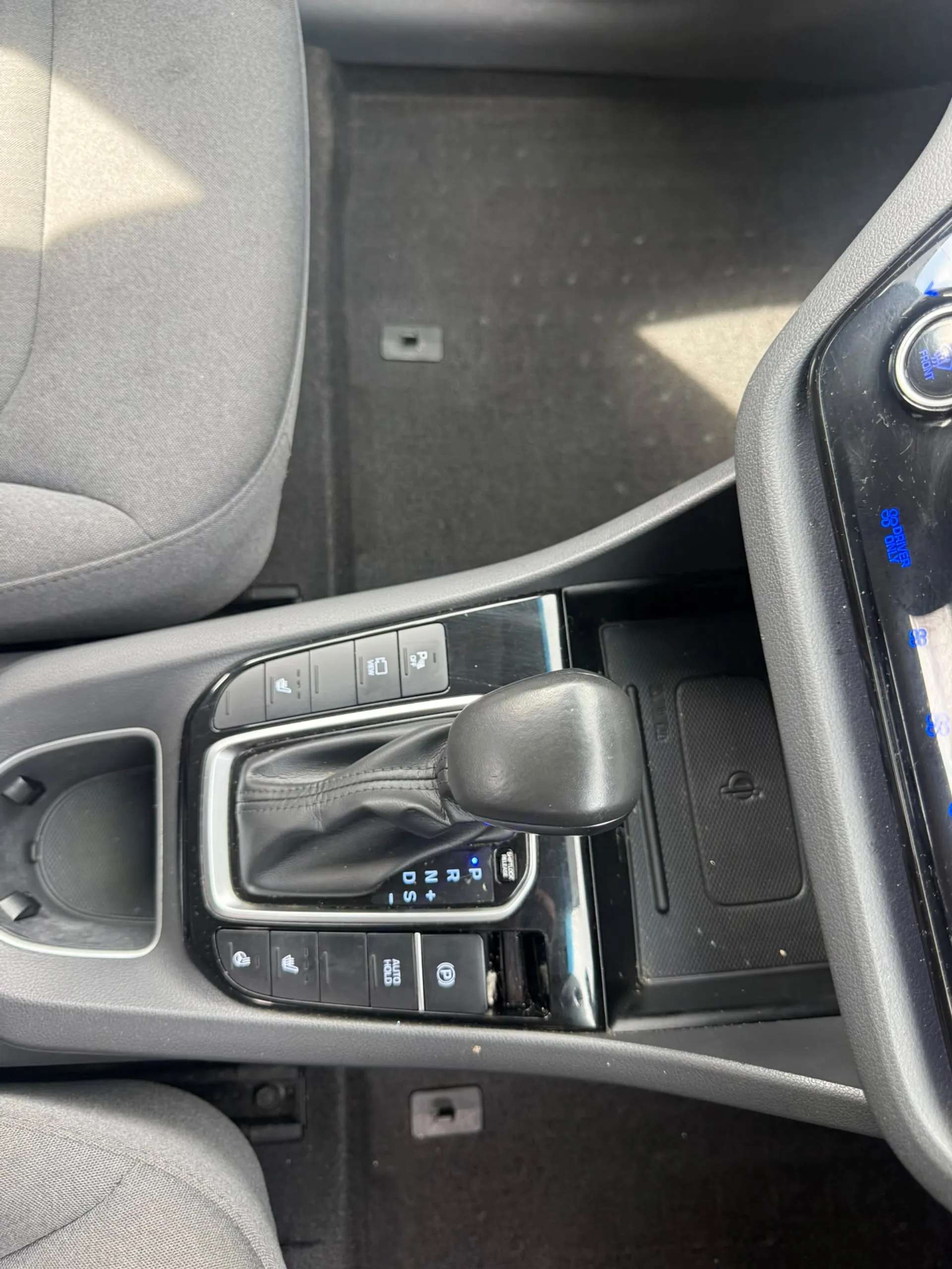 2022 HYUNDAI IONIQ 2022 HYUNDAI IONIQ