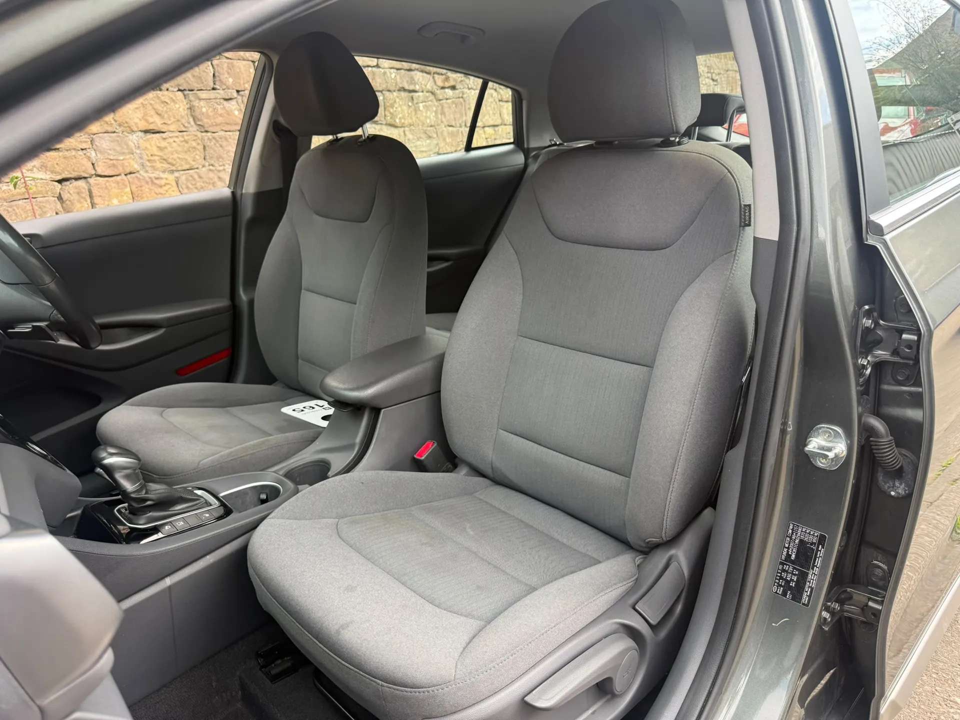 2022 HYUNDAI IONIQ 2022 HYUNDAI IONIQ