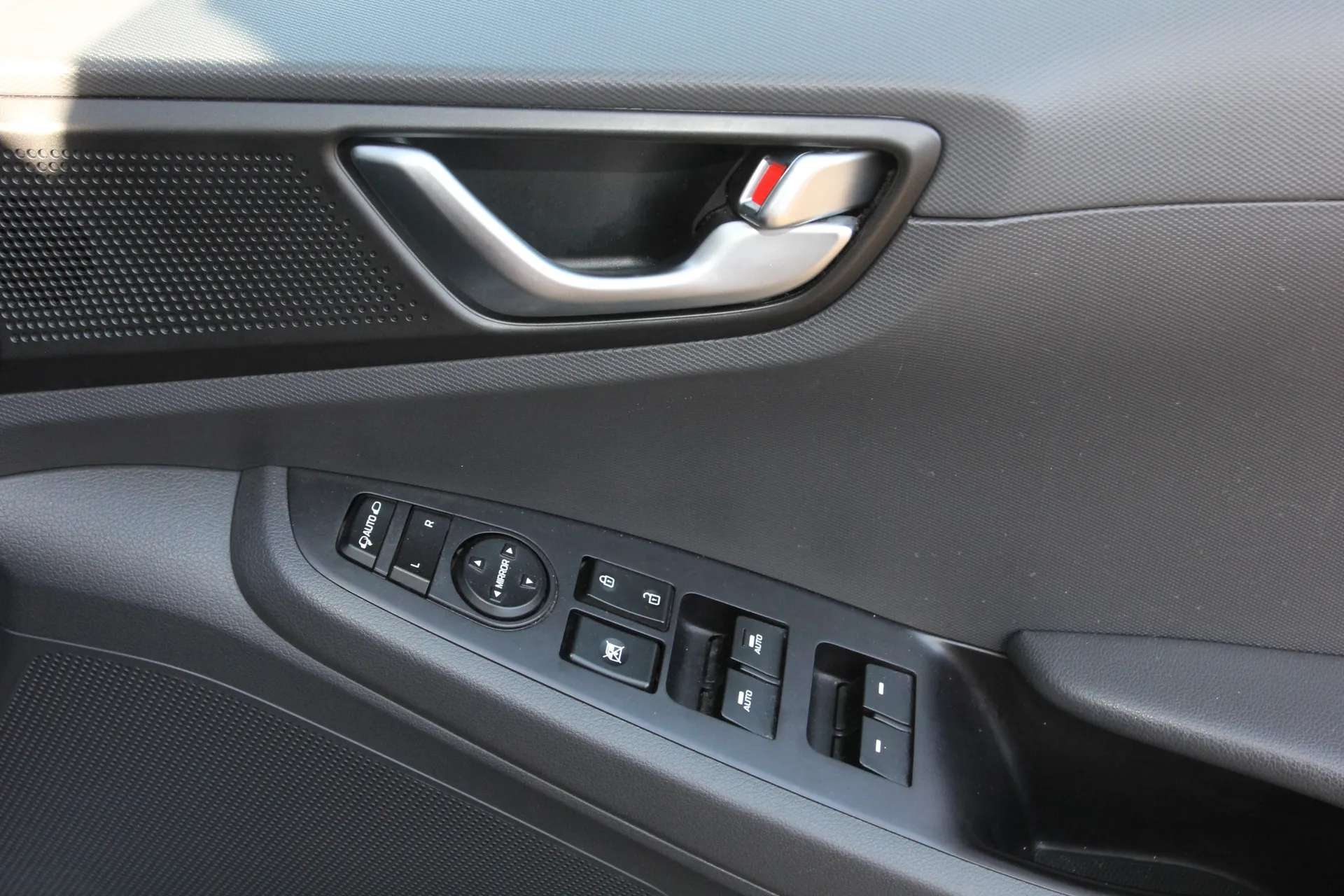 2019 HYUNDAI IONIQ 2019 HYUNDAI IONIQ