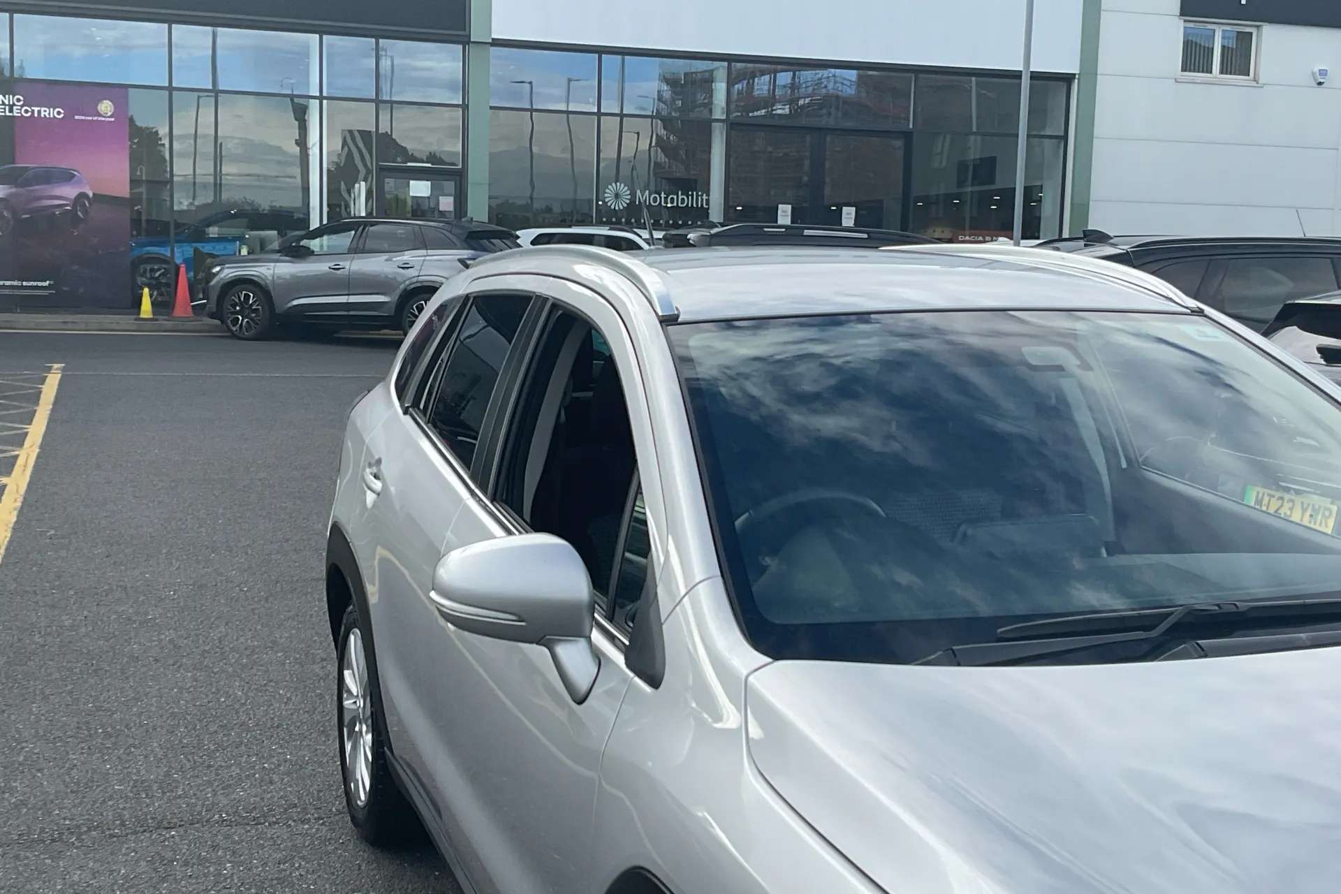 2023 SUZUKI S-CROSS 2023 SUZUKI S-CROSS