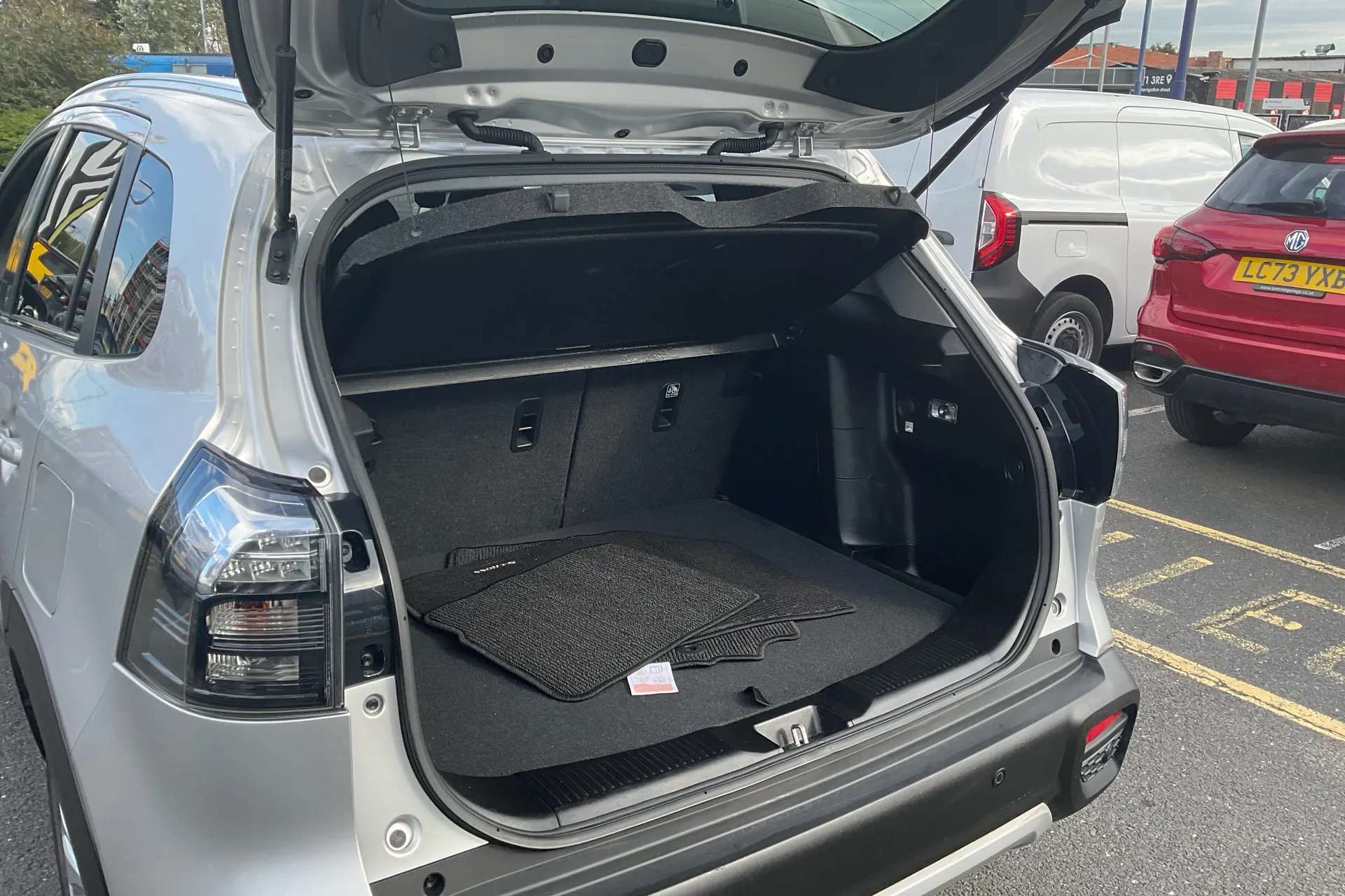 2023 SUZUKI S-CROSS 2023 SUZUKI S-CROSS