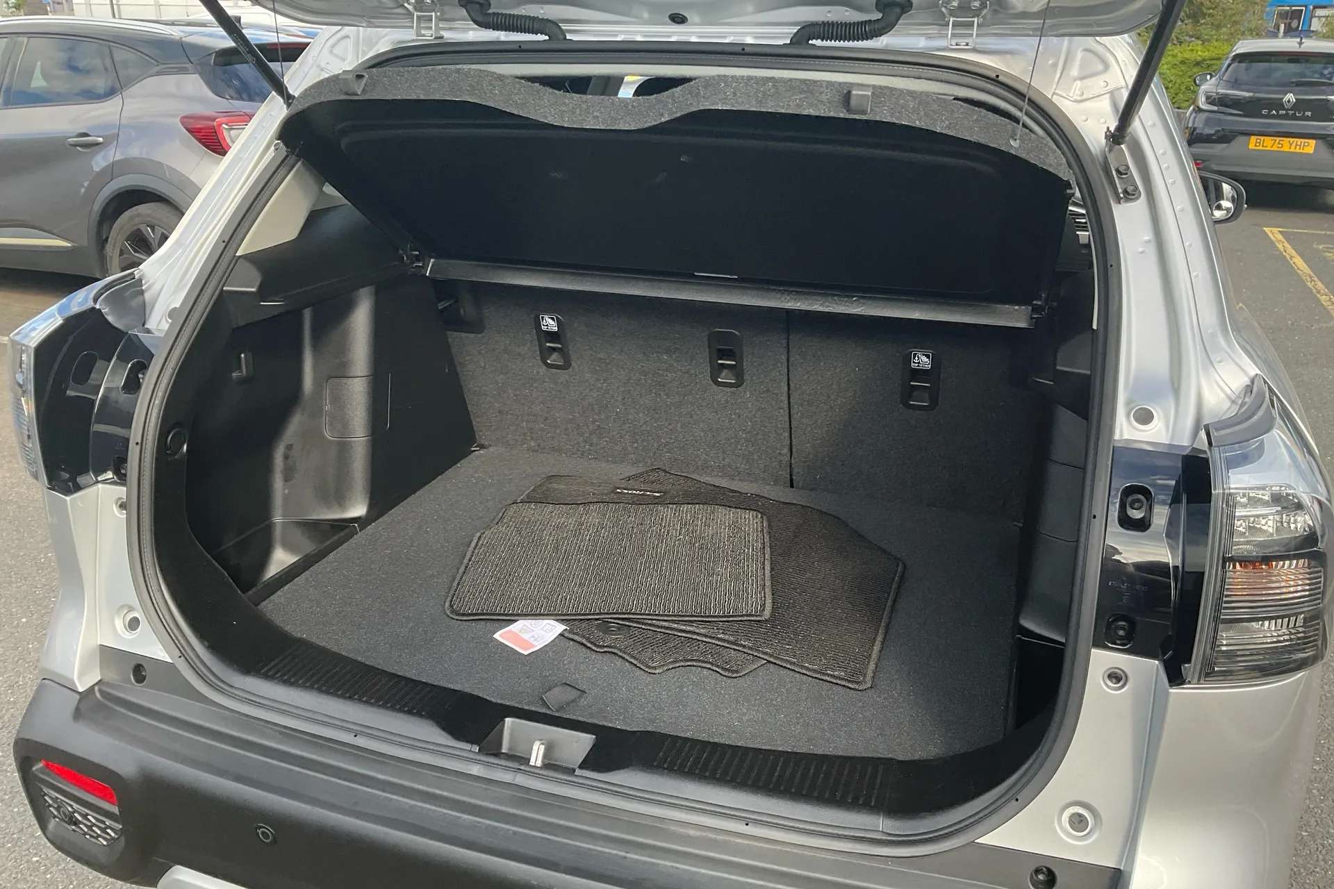 2023 SUZUKI S-CROSS 2023 SUZUKI S-CROSS