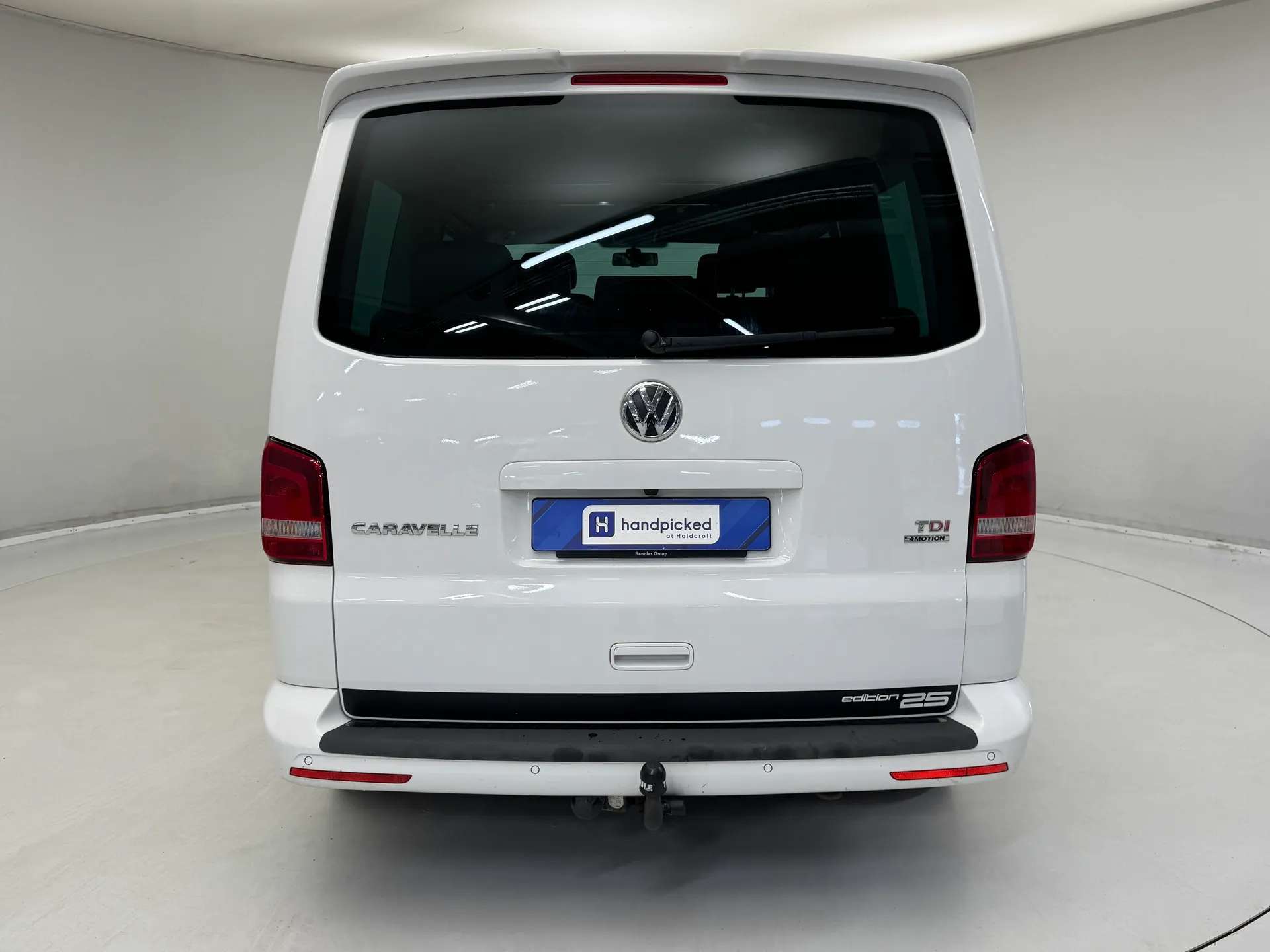 A 2012 VOLKSWAGEN CARAVELLE 2.0 BiTDI Edition 25 180 4MOTION 5dr DSG A 2012 VOLKSWAGEN CARAVELLE 2.0 BiTDI Edition 25 180 4MOTION 5dr DSG