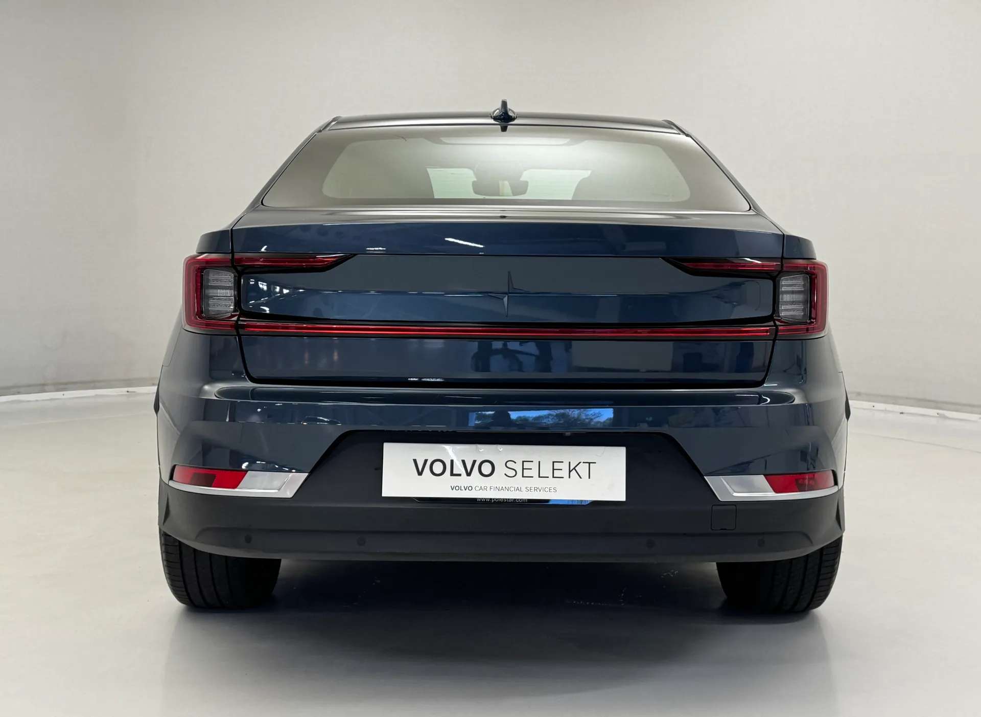 2023 POLESTAR 2 2023 POLESTAR 2